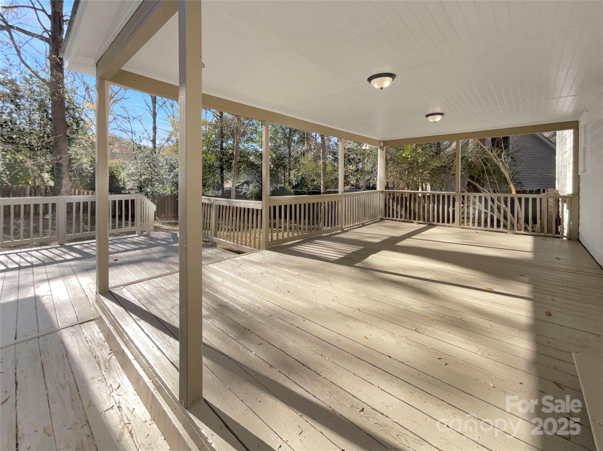 1057 Honeybee Trail