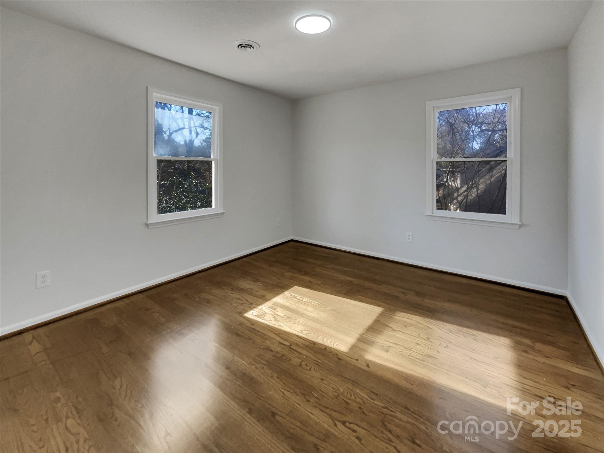 1057 Honeybee Trail