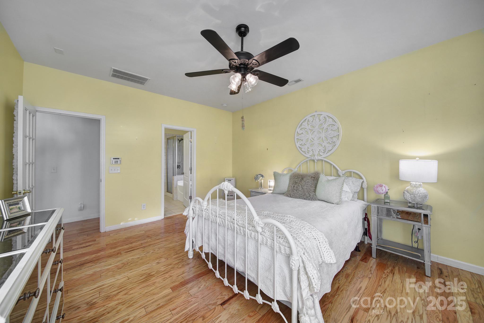 1875 Yellow Daisy Drive