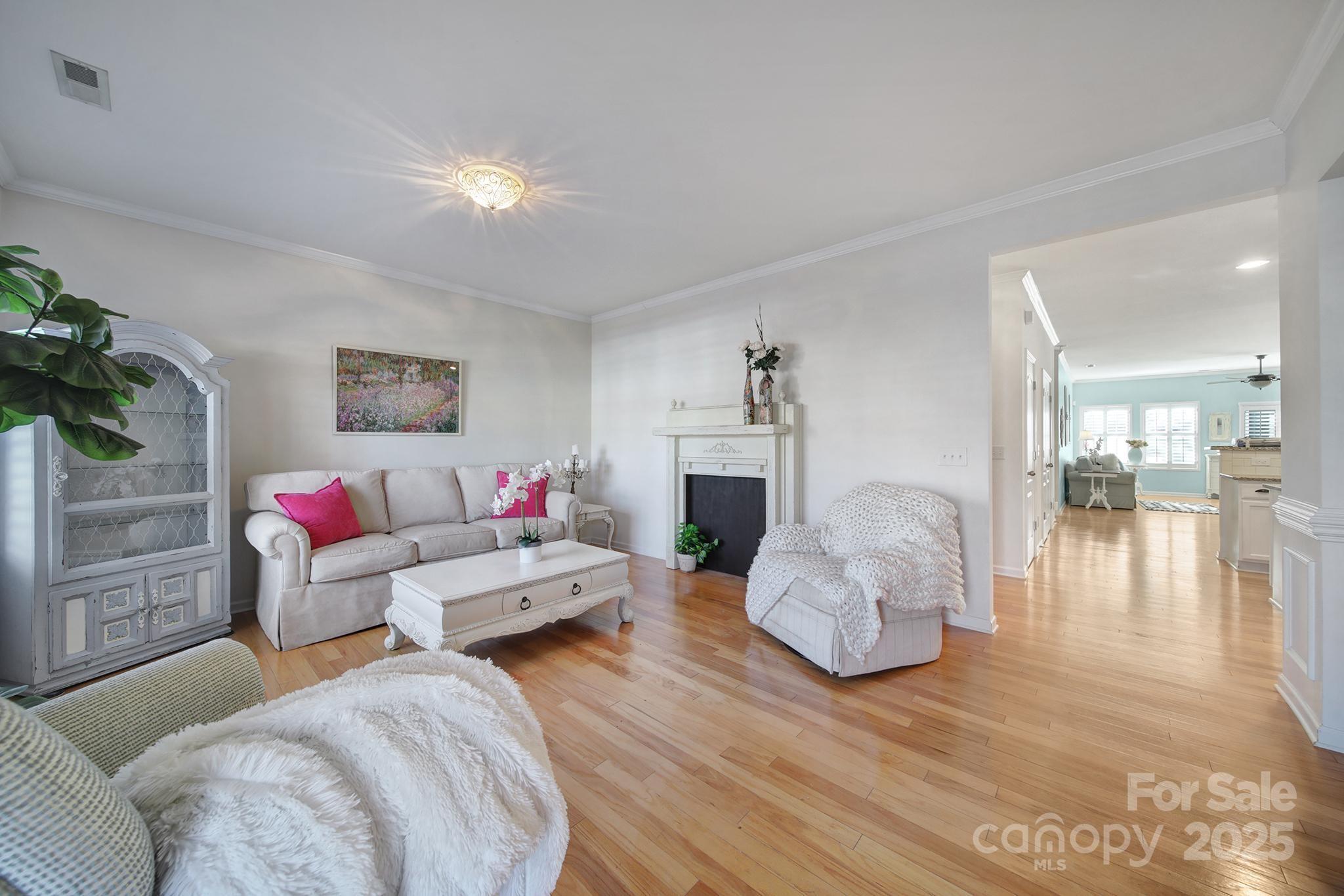 1875 Yellow Daisy Drive