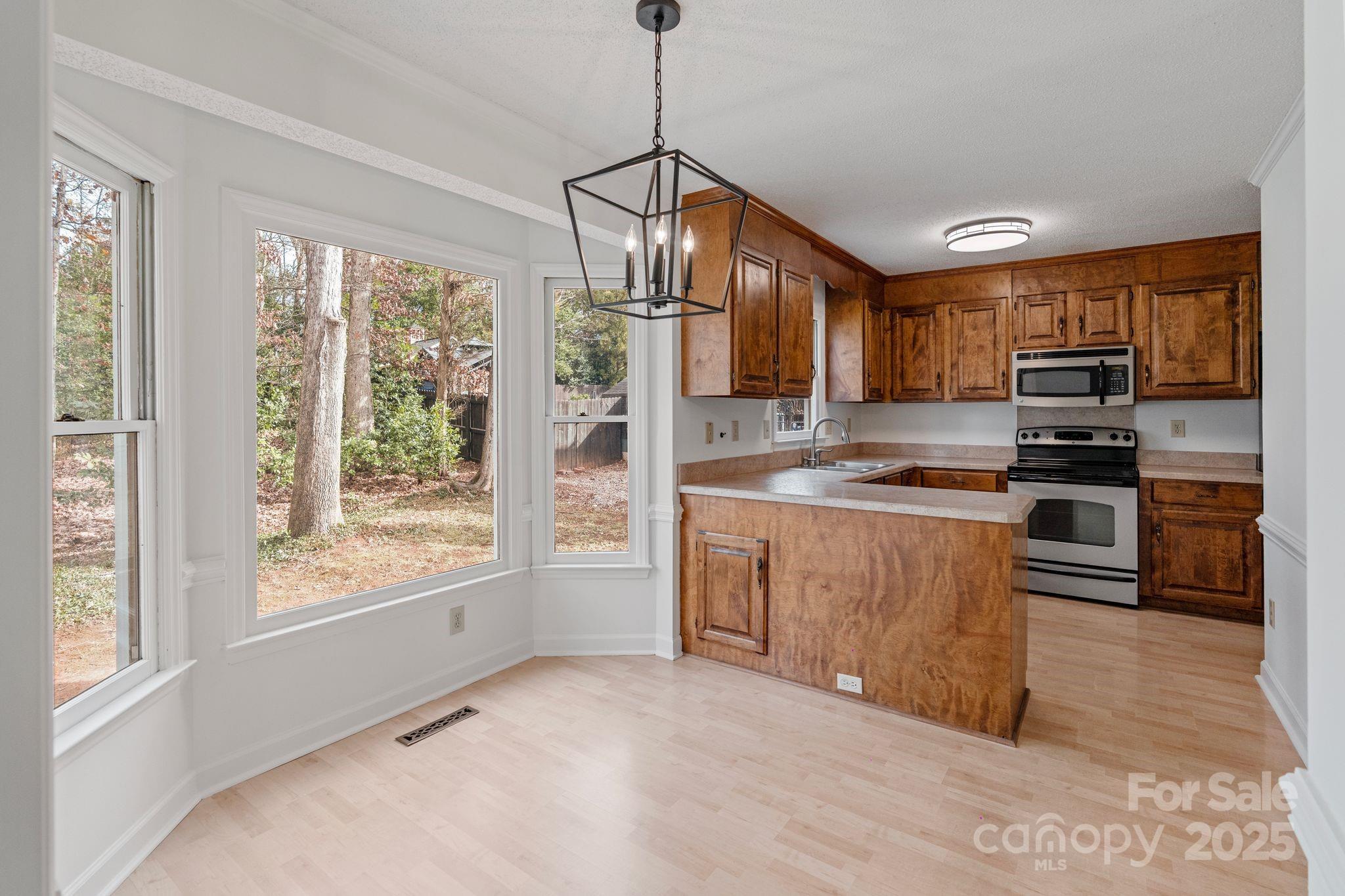 19606 Grasmere Place