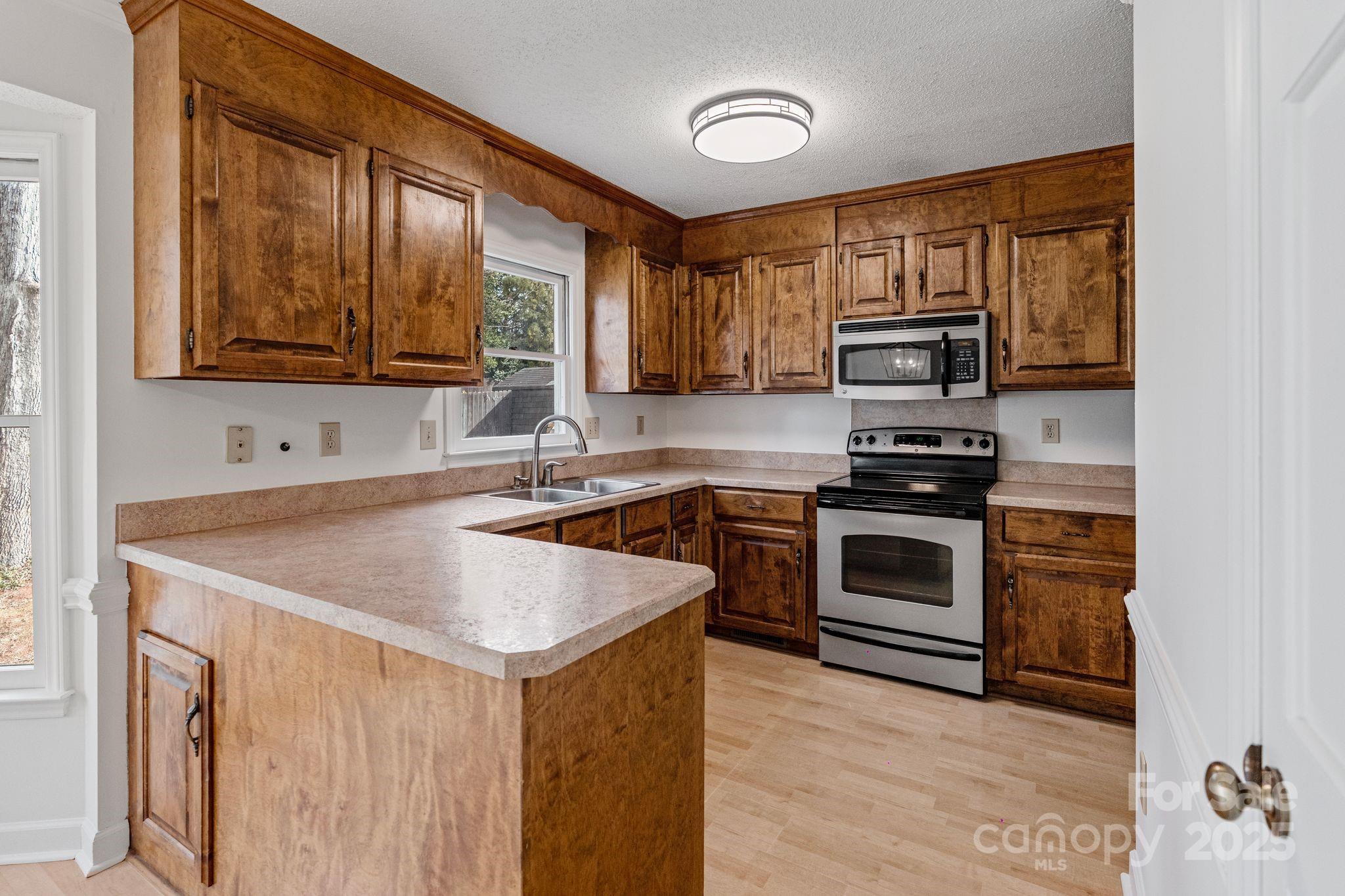 19606 Grasmere Place