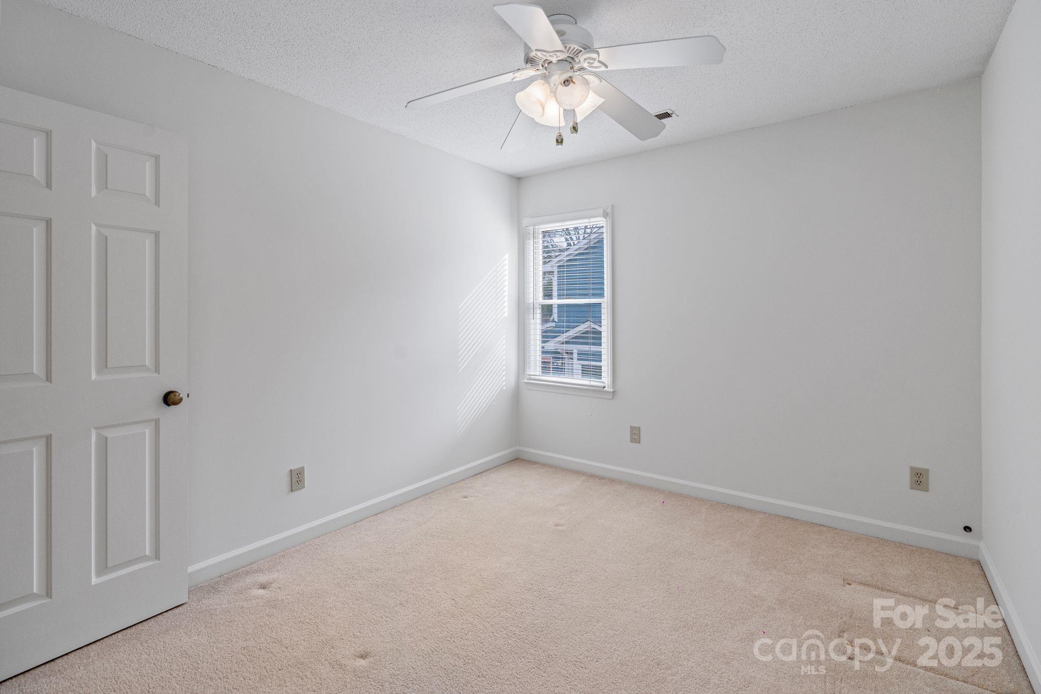 19606 Grasmere Place