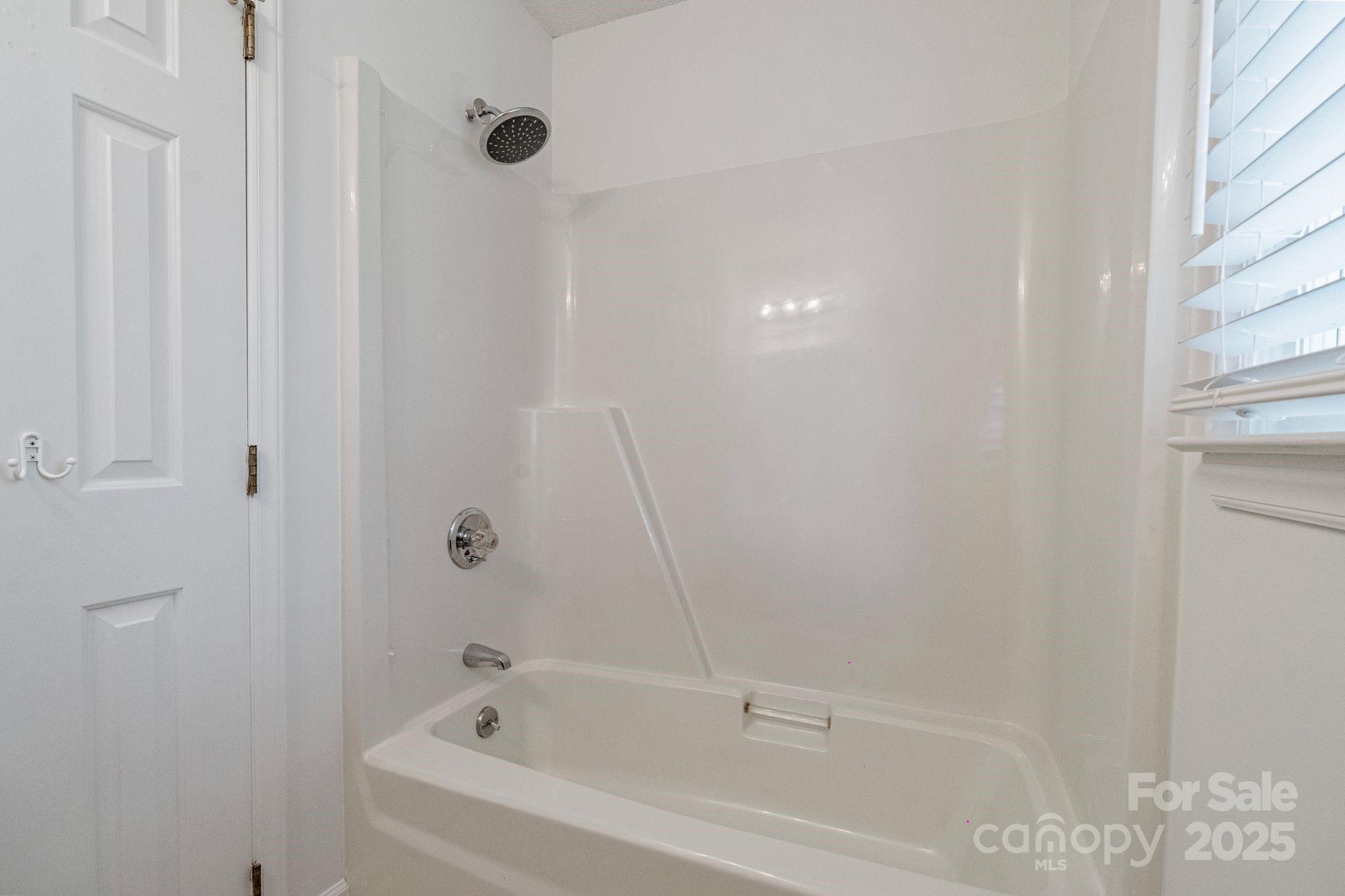 19606 Grasmere Place