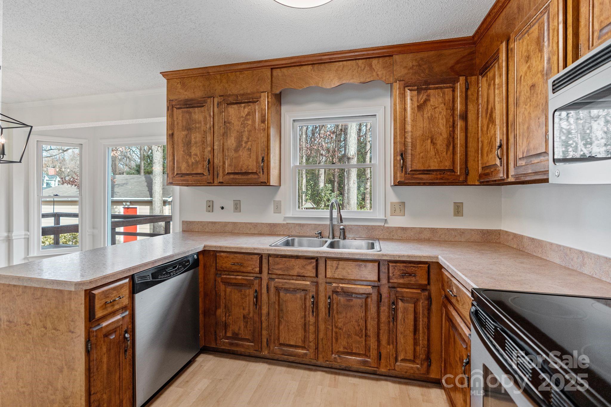 19606 Grasmere Place