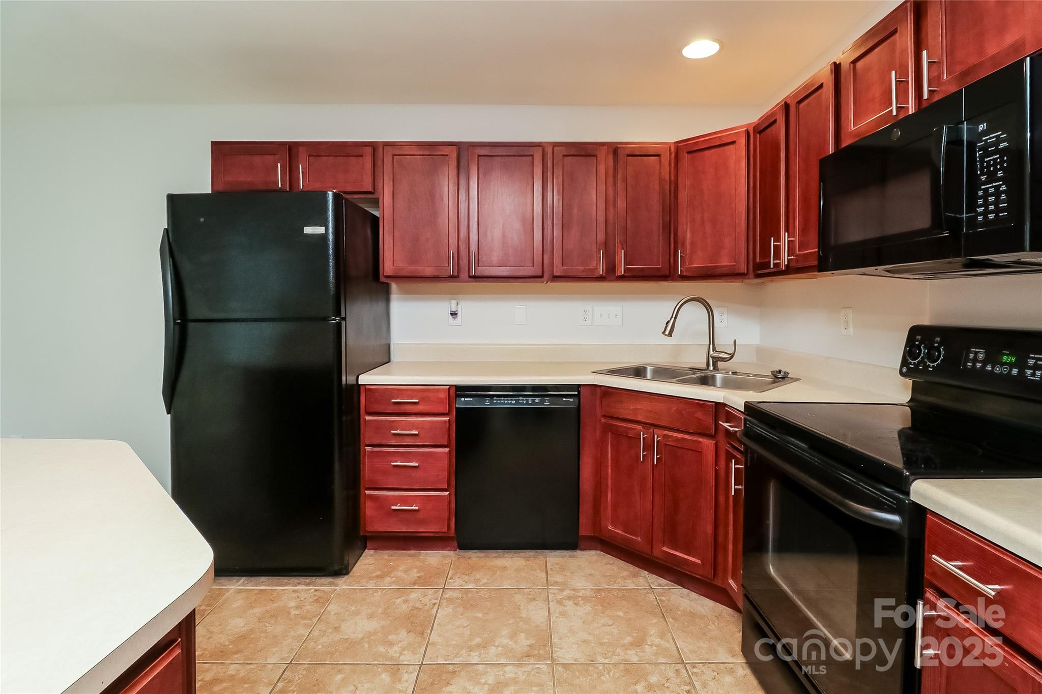 10007 University Park Lane