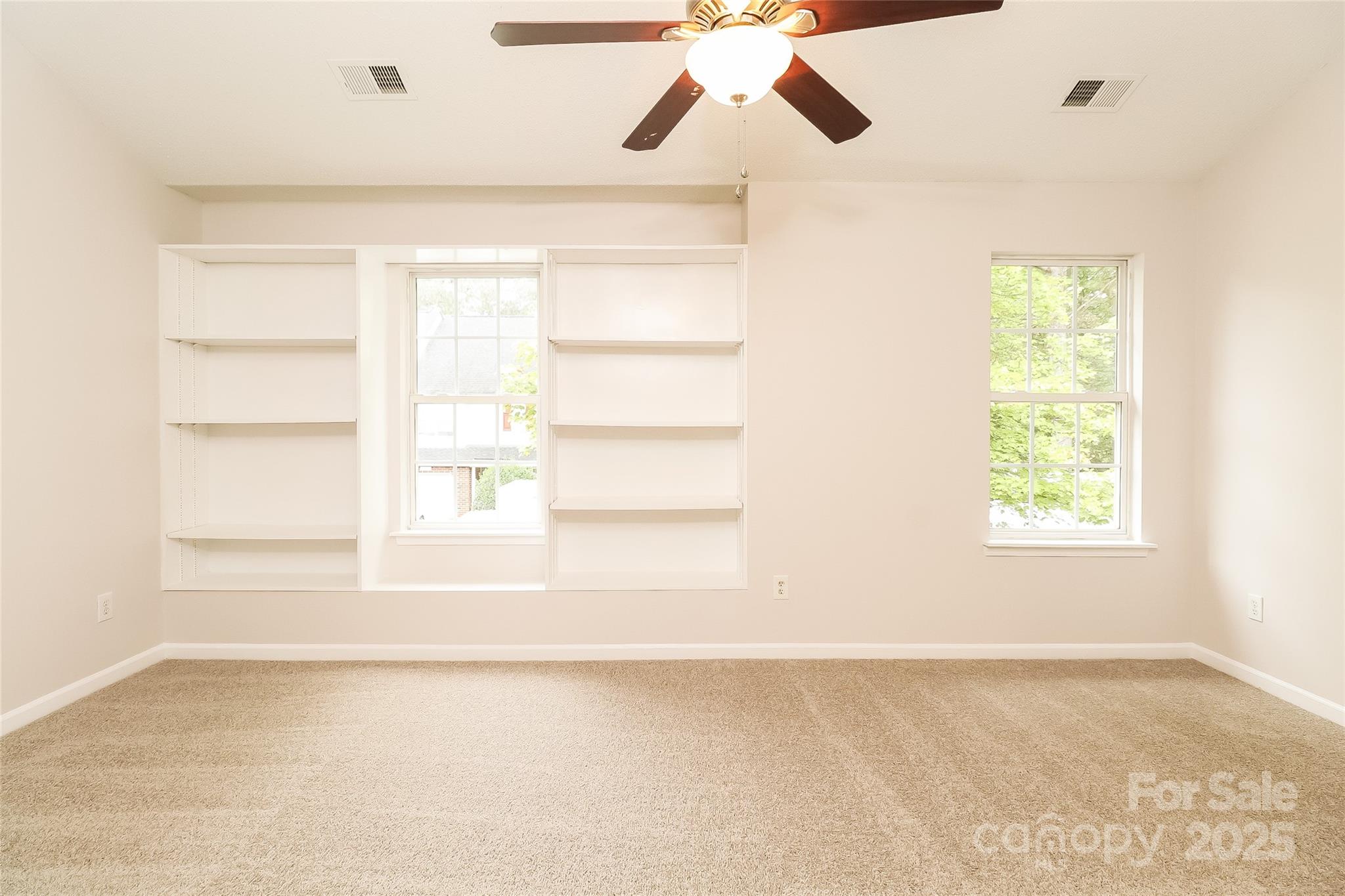 10007 University Park Lane