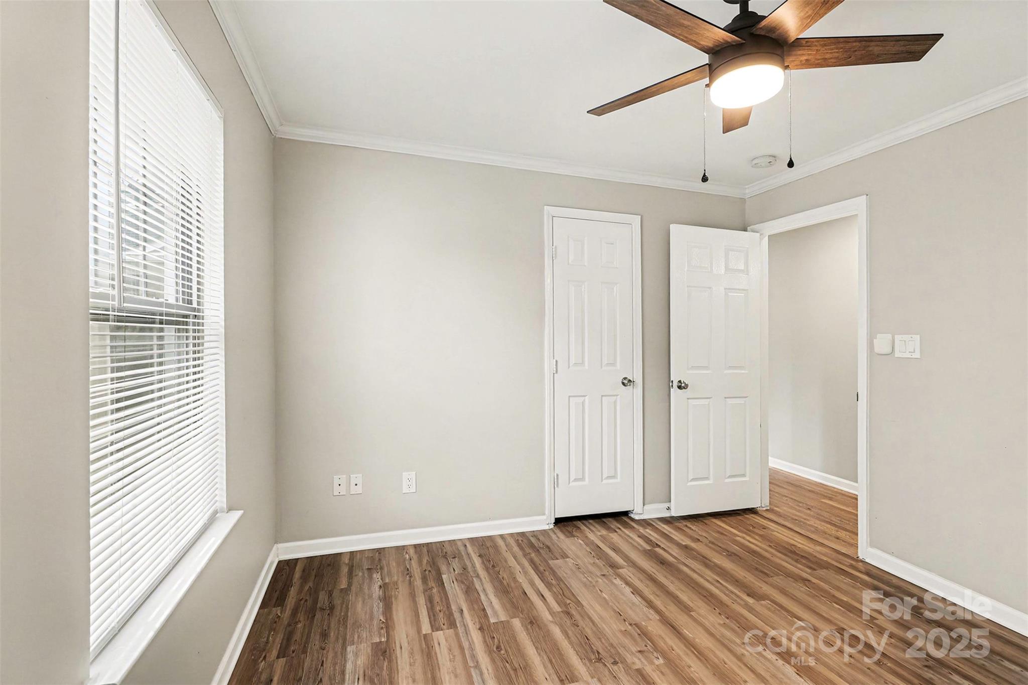 12145 Landing Green Drive