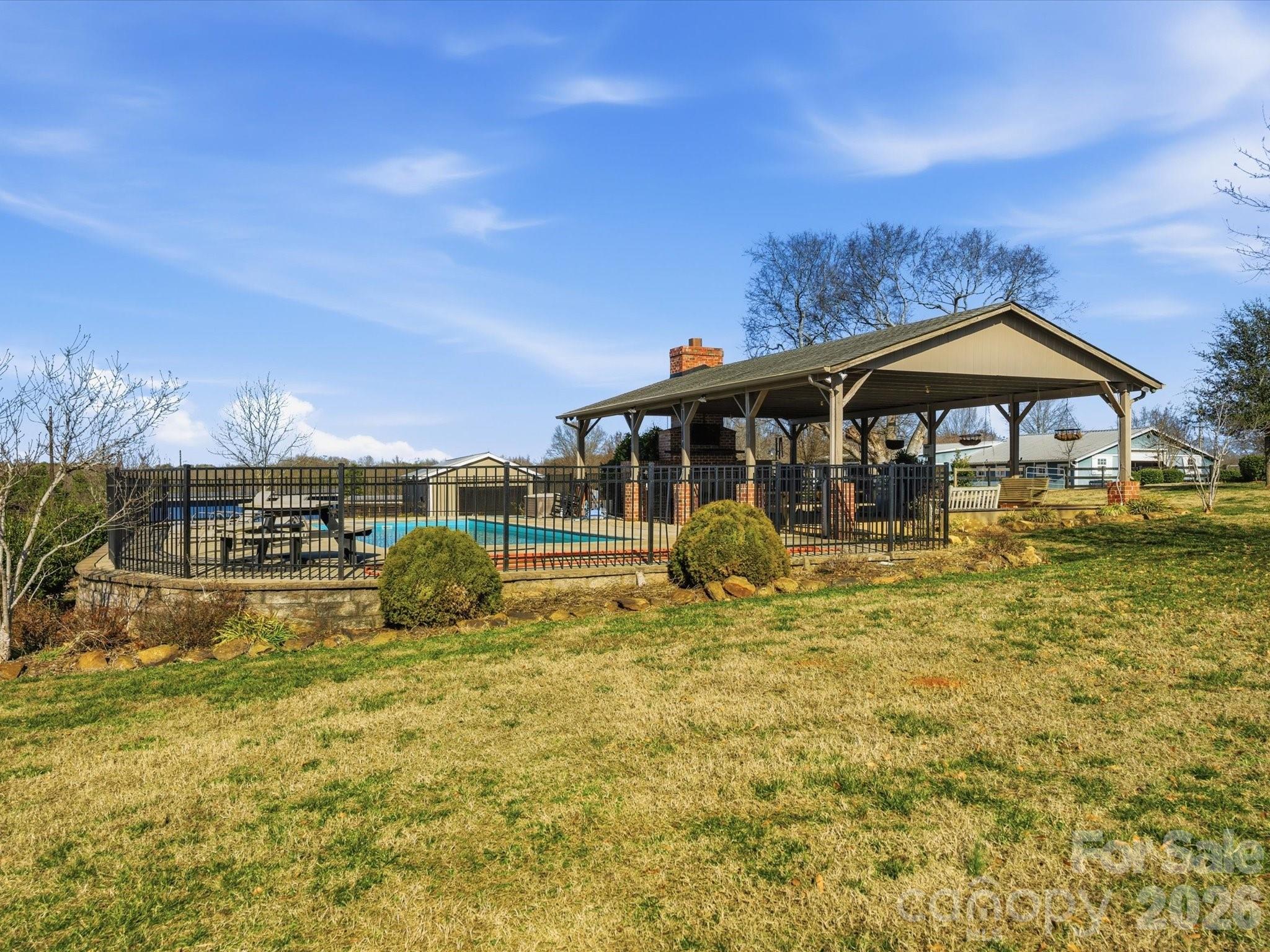 3135 Old Hickory Road