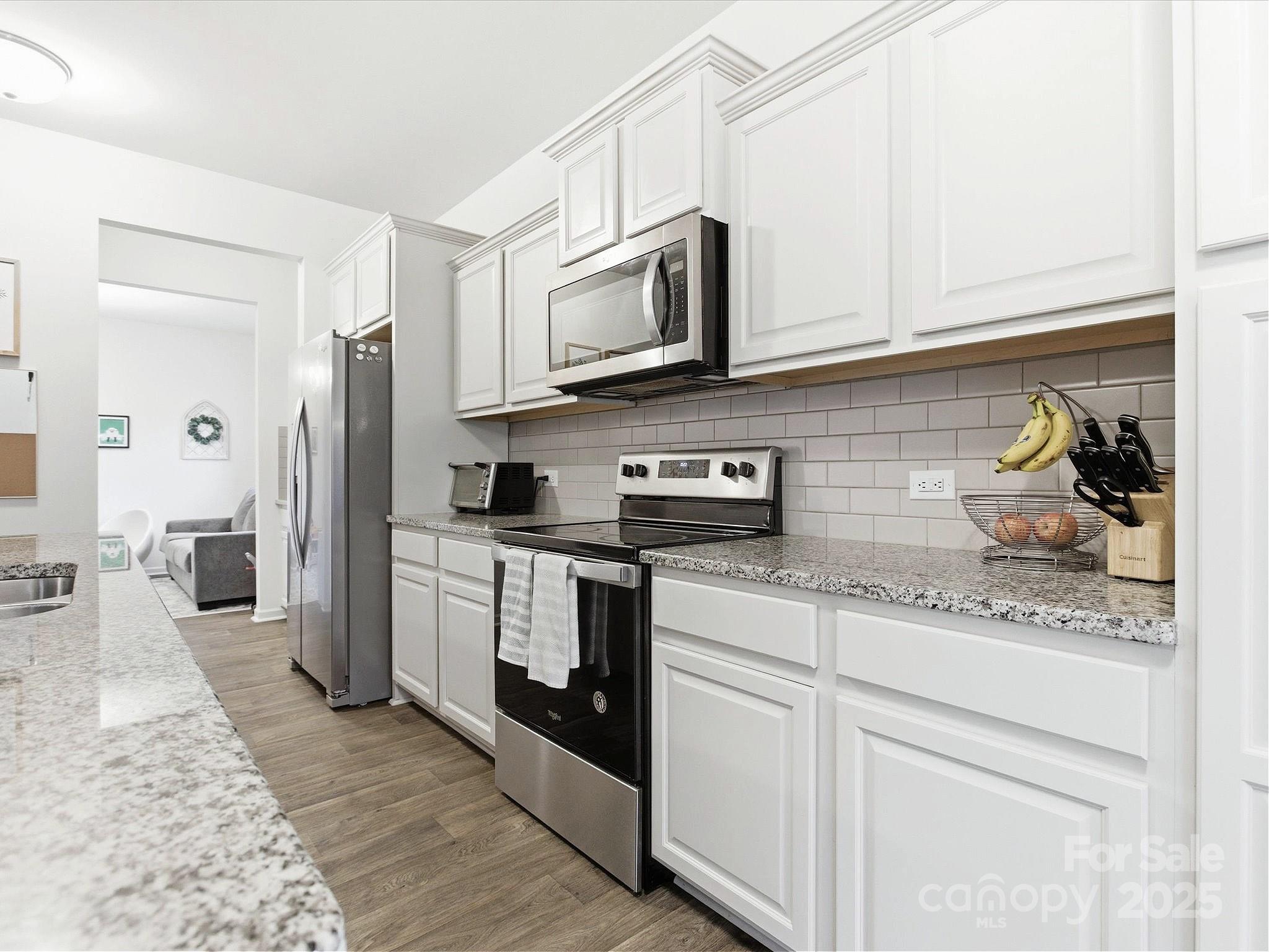 1328 Oakhurst Drive