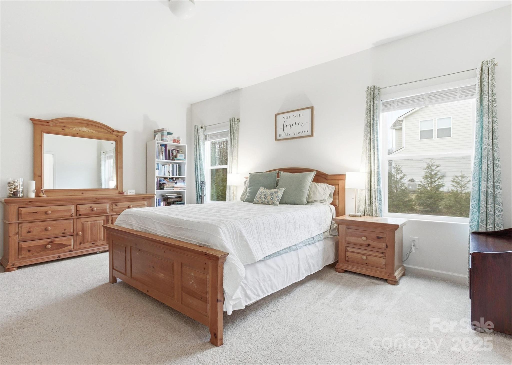 1328 Oakhurst Drive