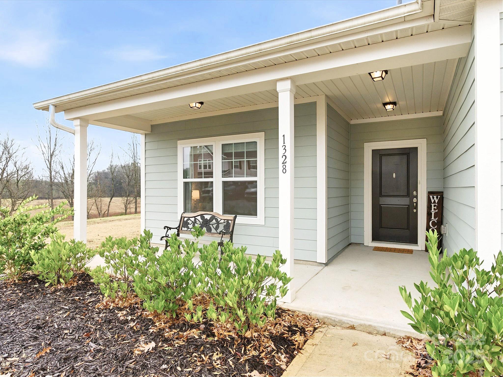 1328 Oakhurst Drive