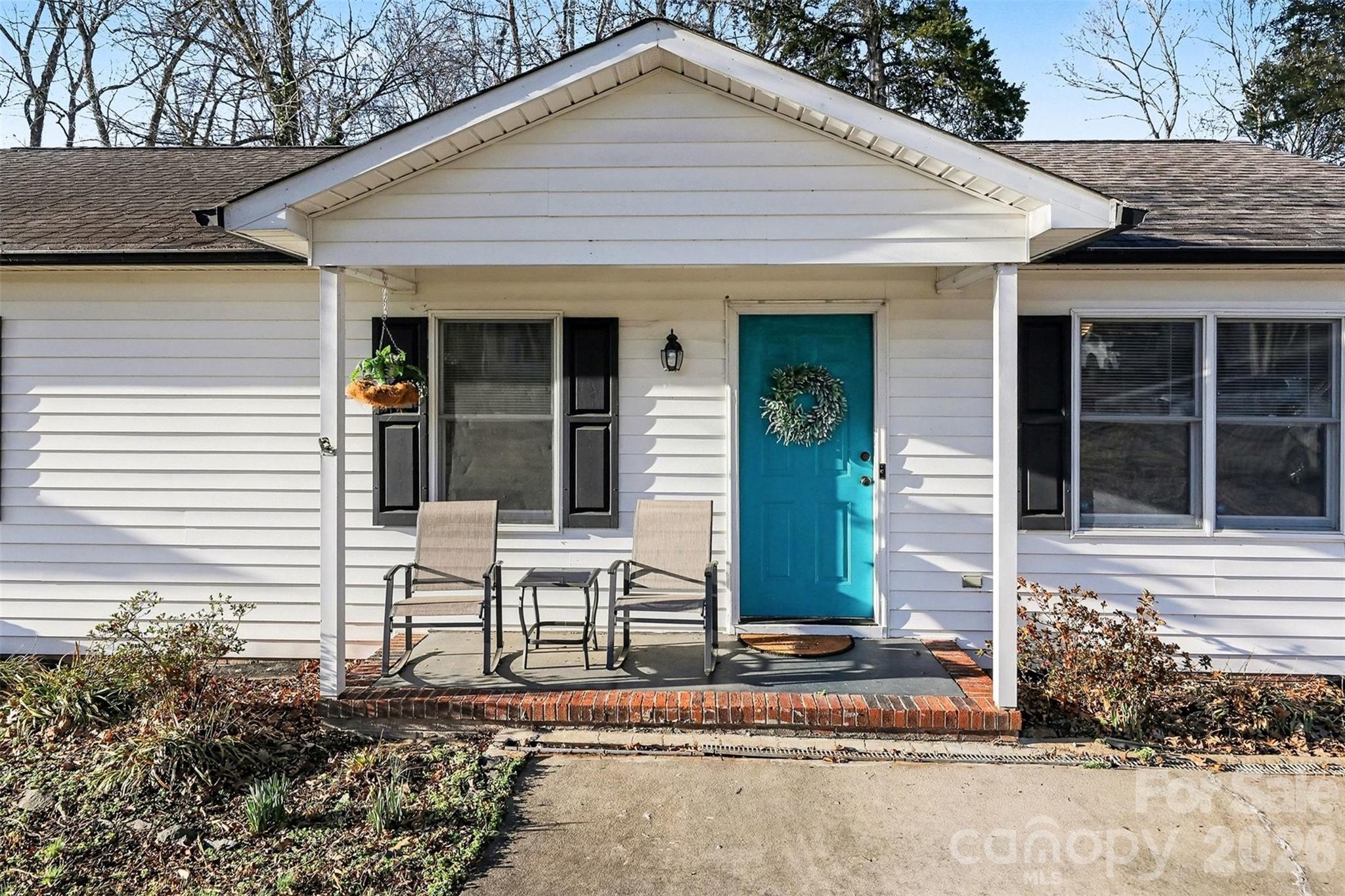 1318 Ridgewood Drive