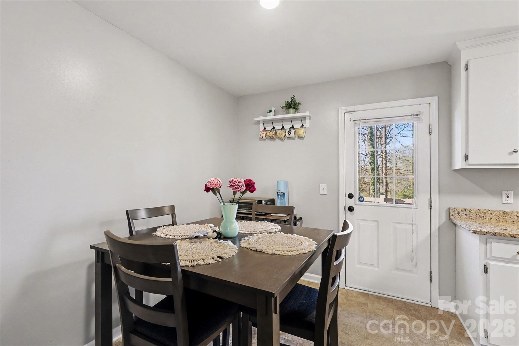 1318 Ridgewood Drive