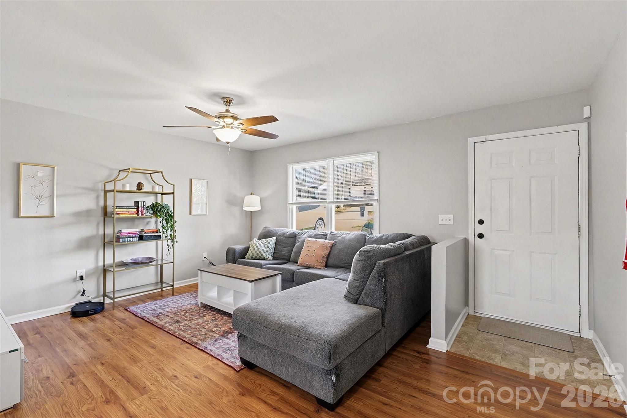 1318 Ridgewood Drive