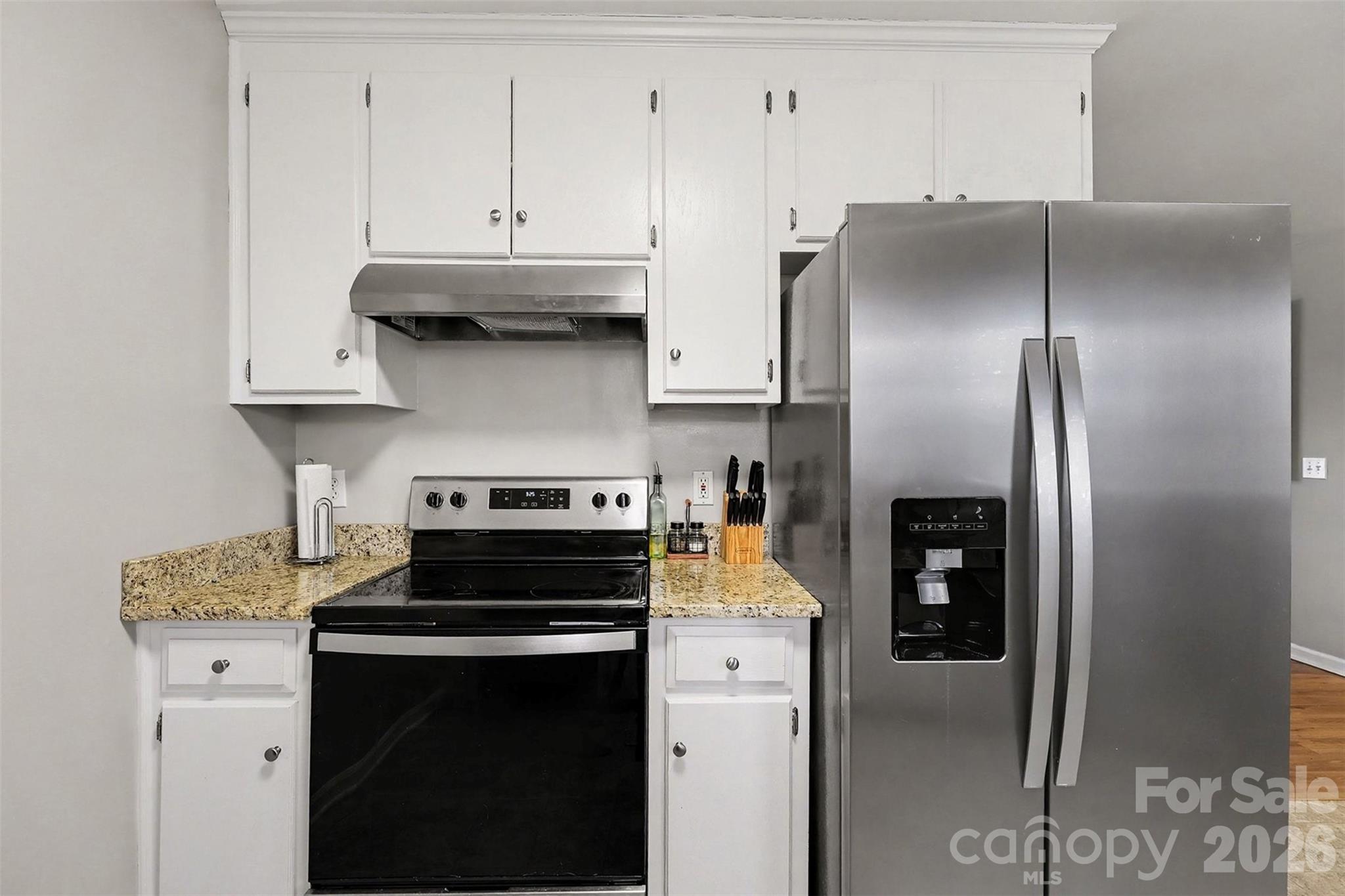 1318 Ridgewood Drive