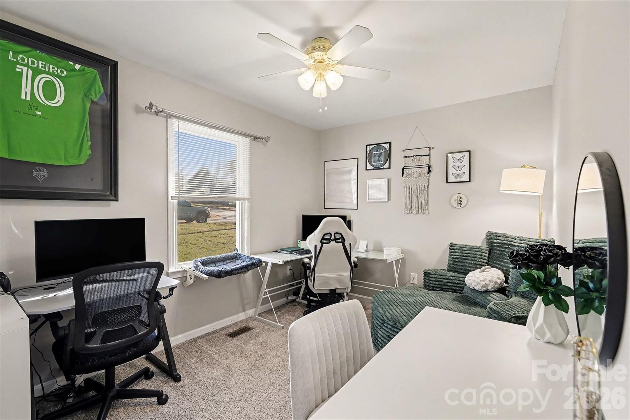 1318 Ridgewood Drive