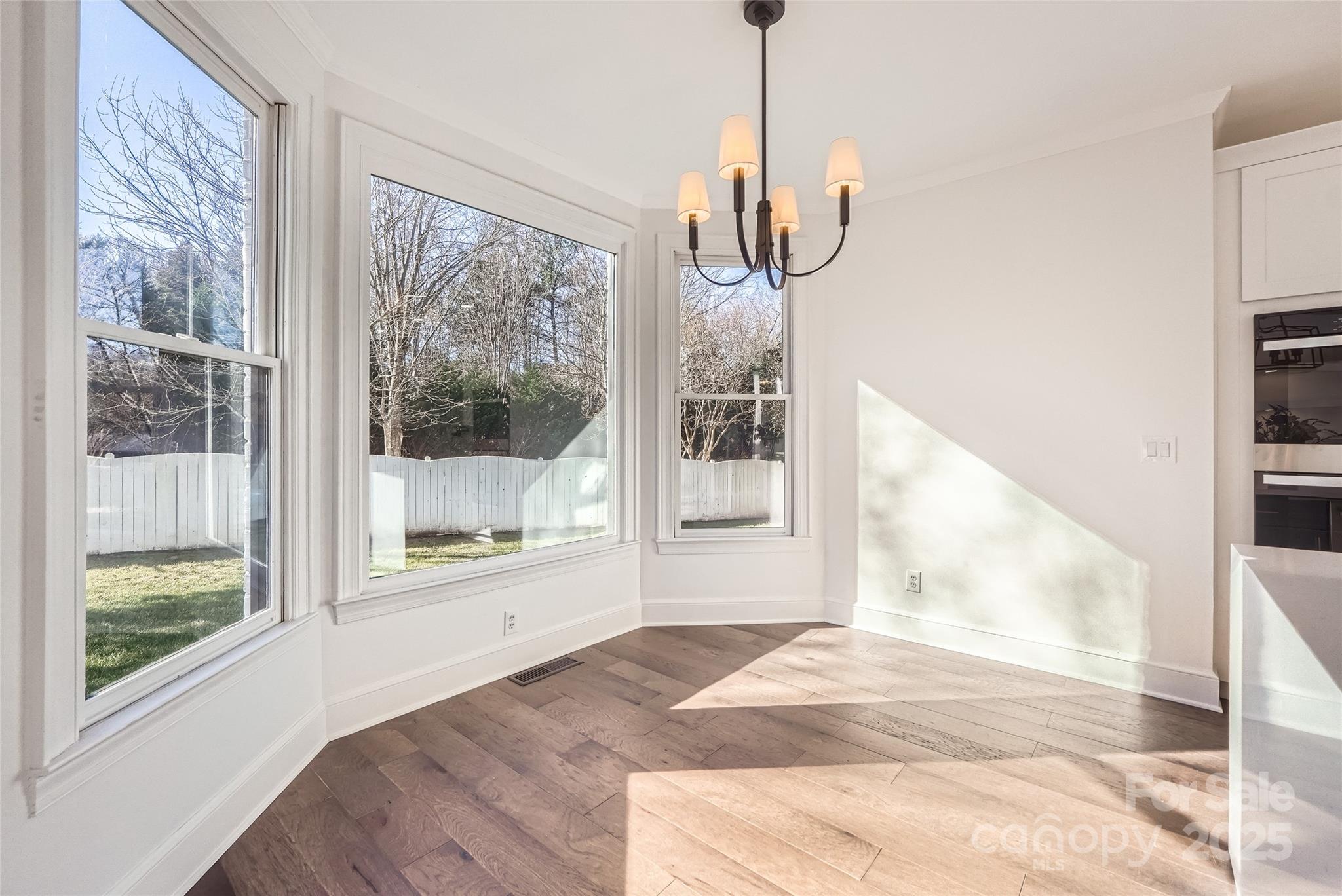 18038 Greyfield Glen