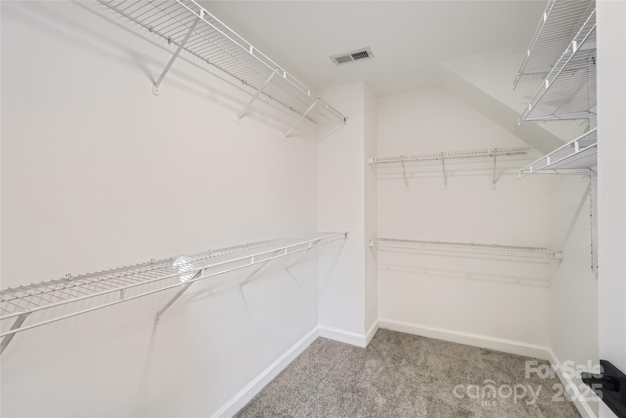 18038 Greyfield Glen