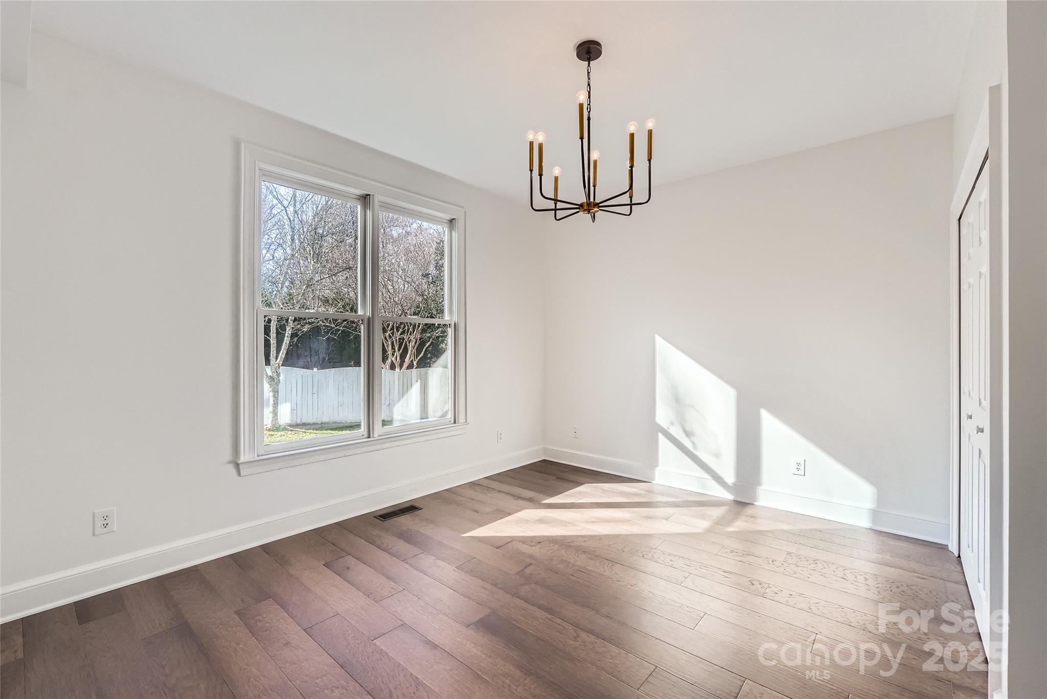 18038 Greyfield Glen