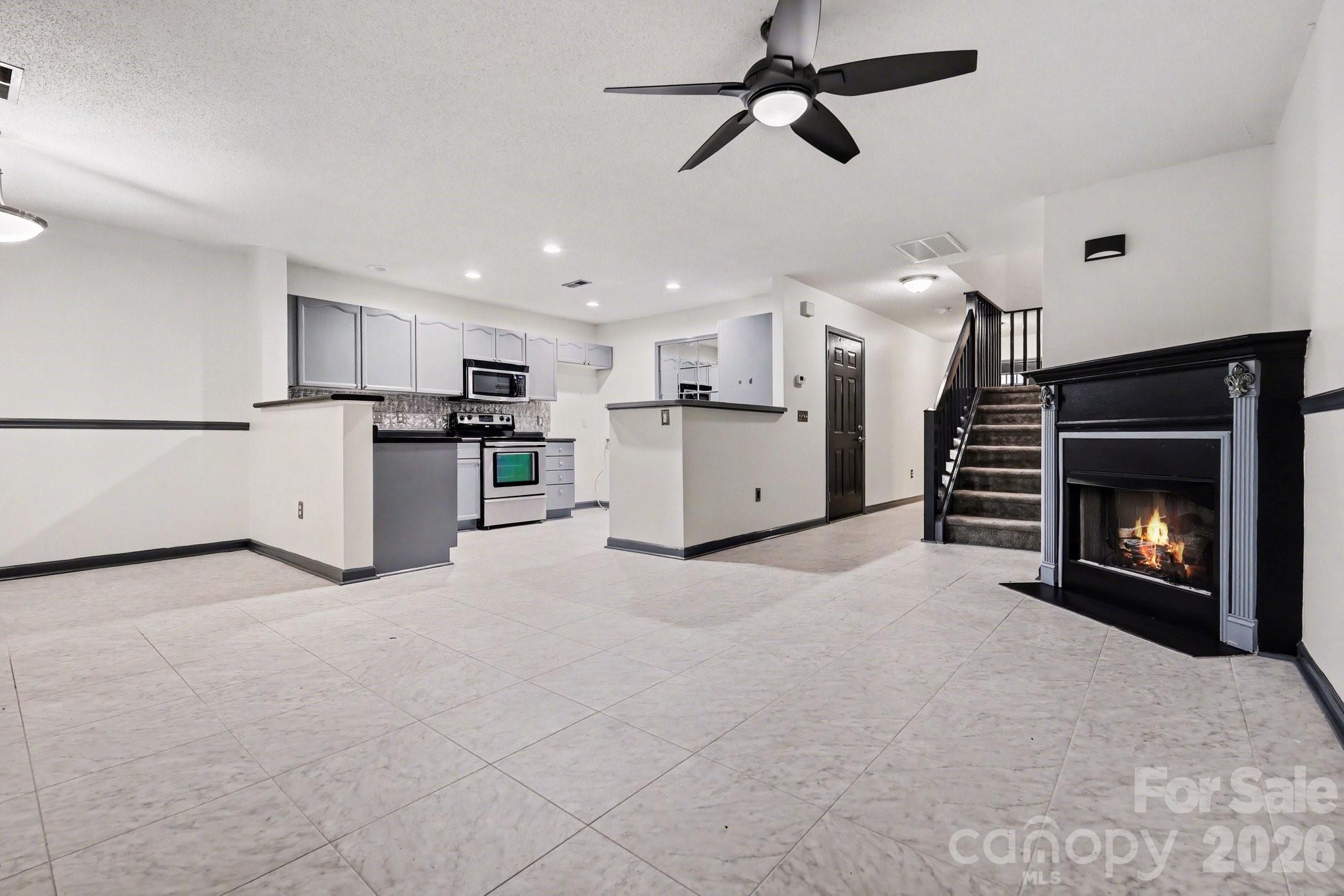 9733 Elizabeth Townes Lane