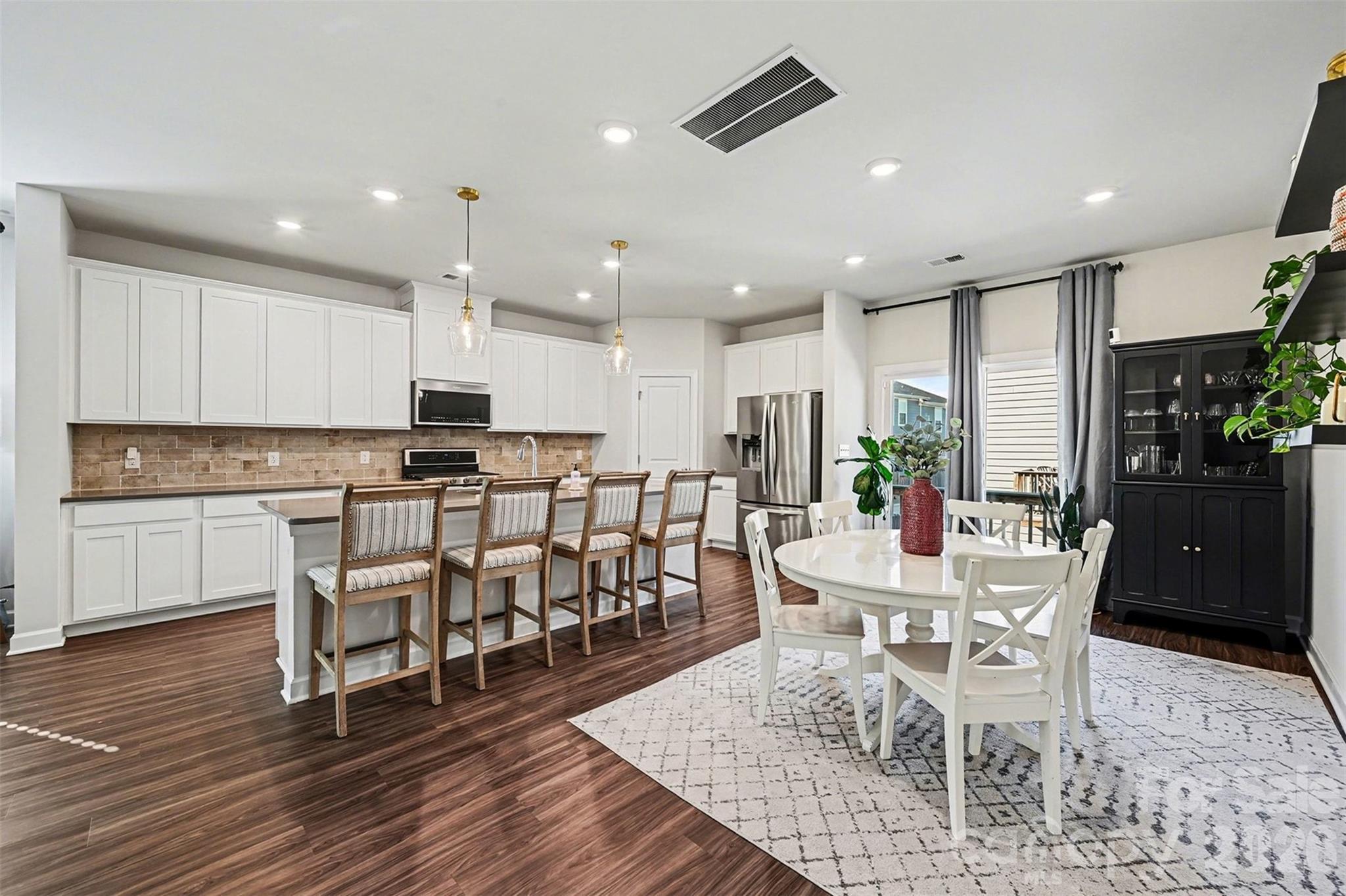 4012 Yucca Alley