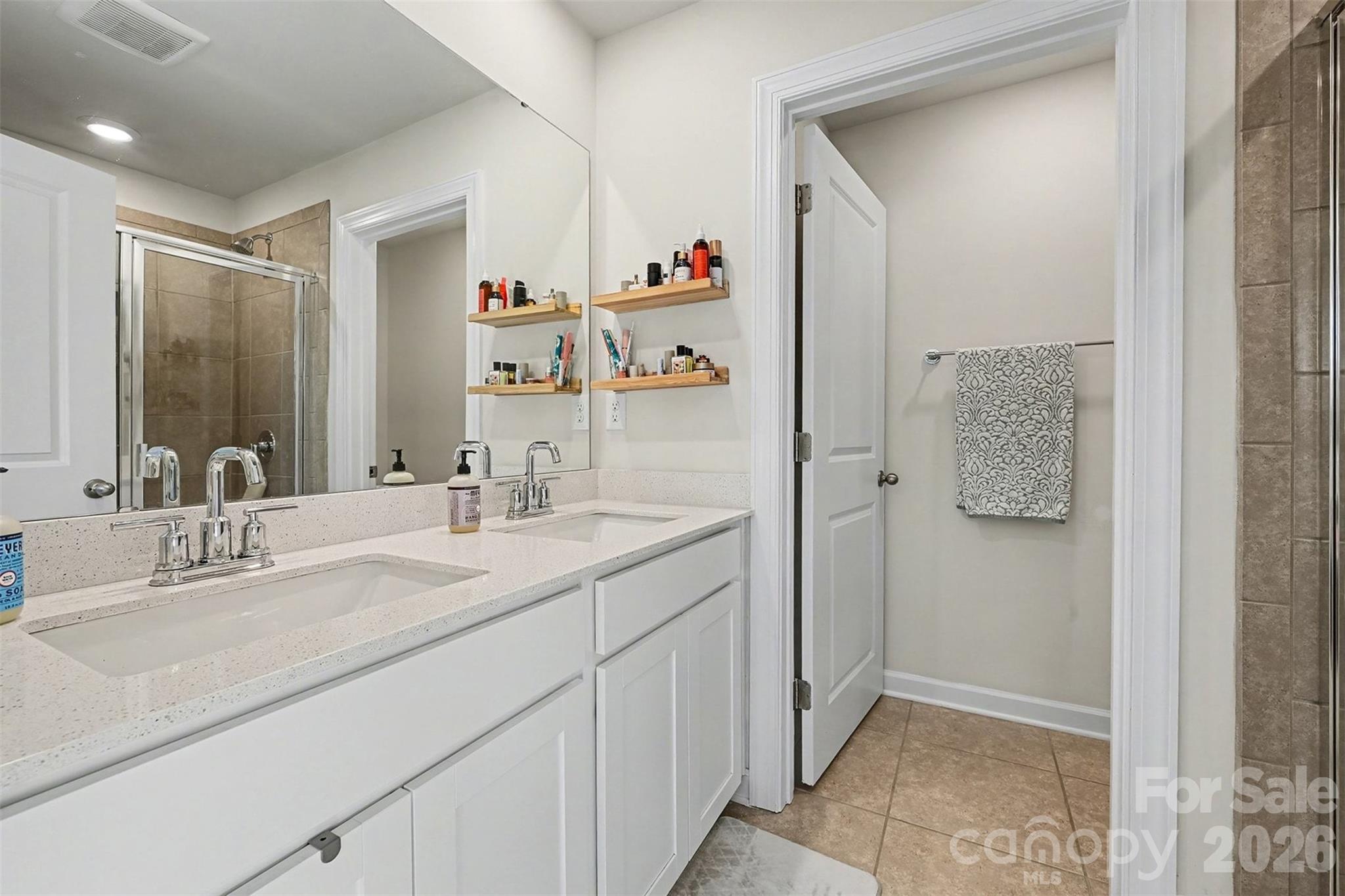4012 Yucca Alley