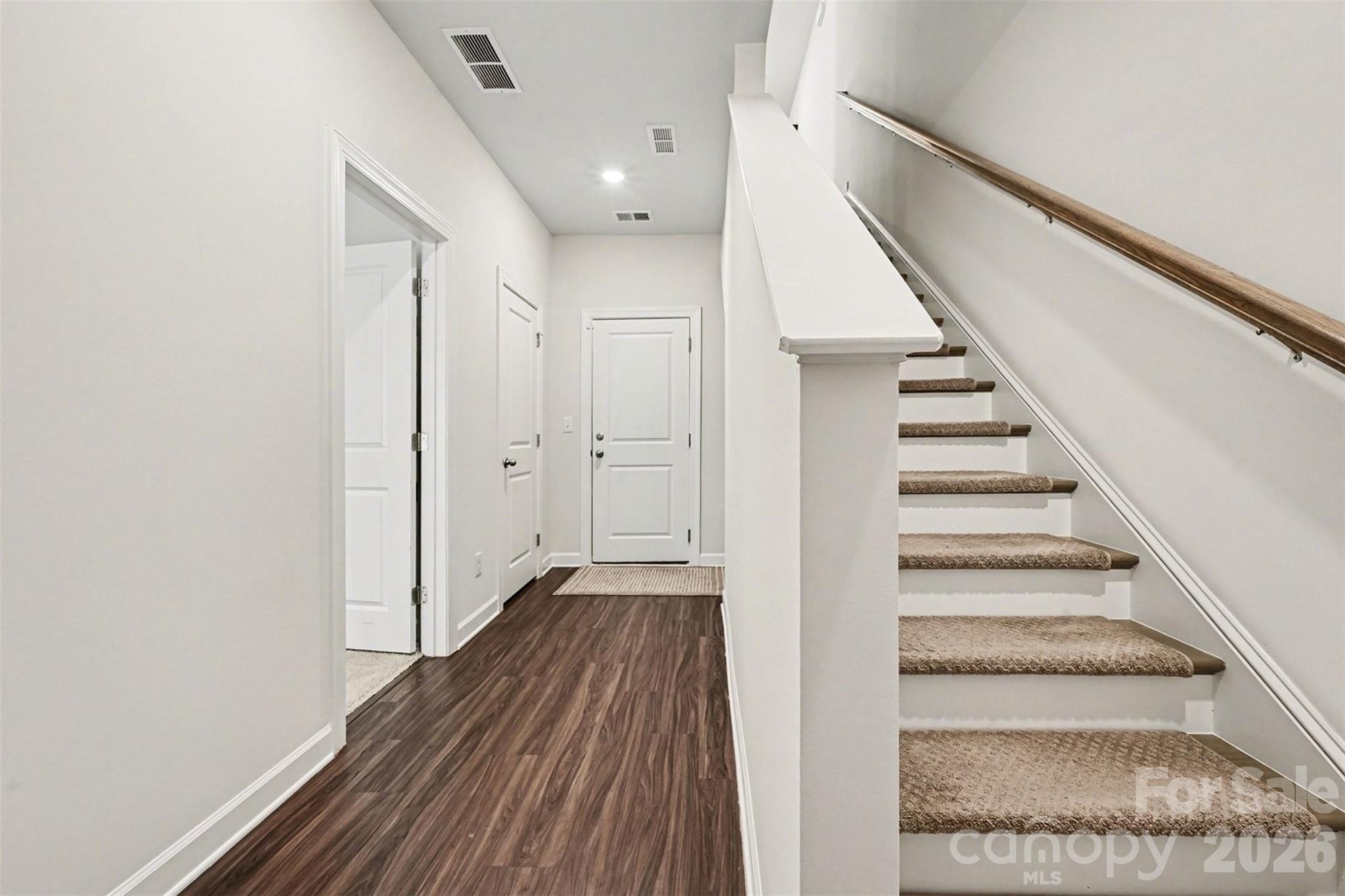 4012 Yucca Alley