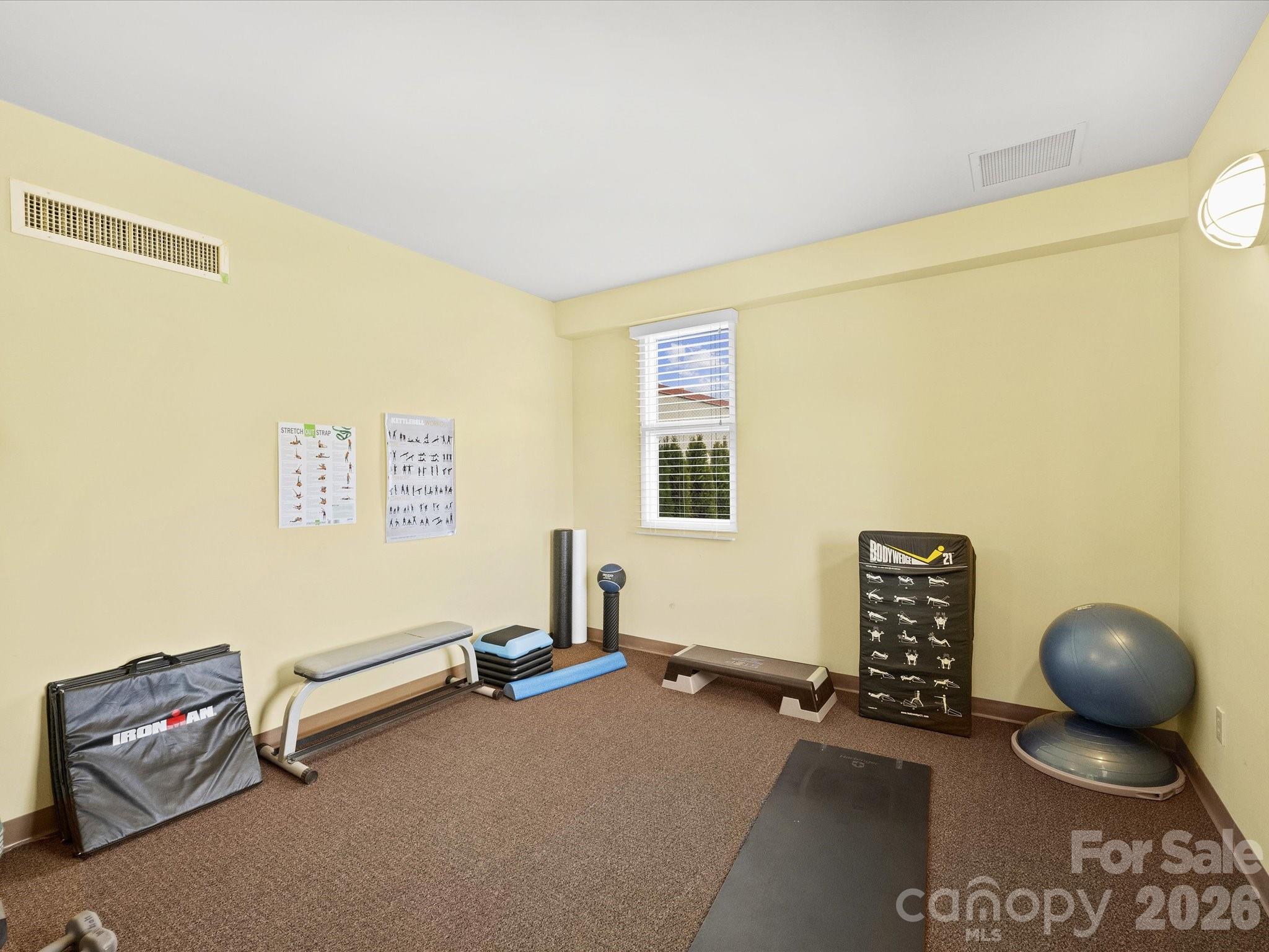 2445 Selwyn Avenue Unit: 202