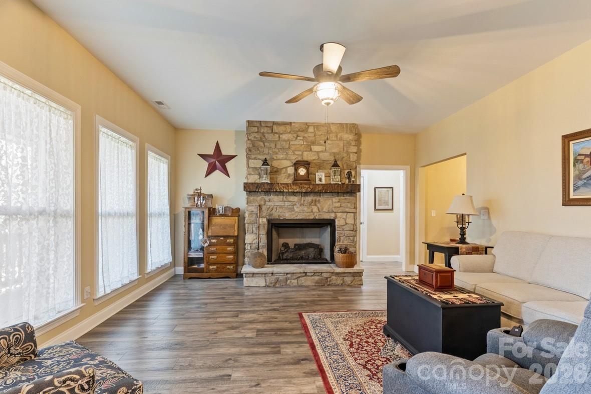 334 Summer Orchard Drive