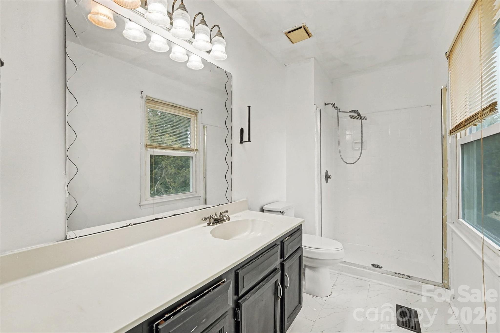 5609 Beaconsfield Road