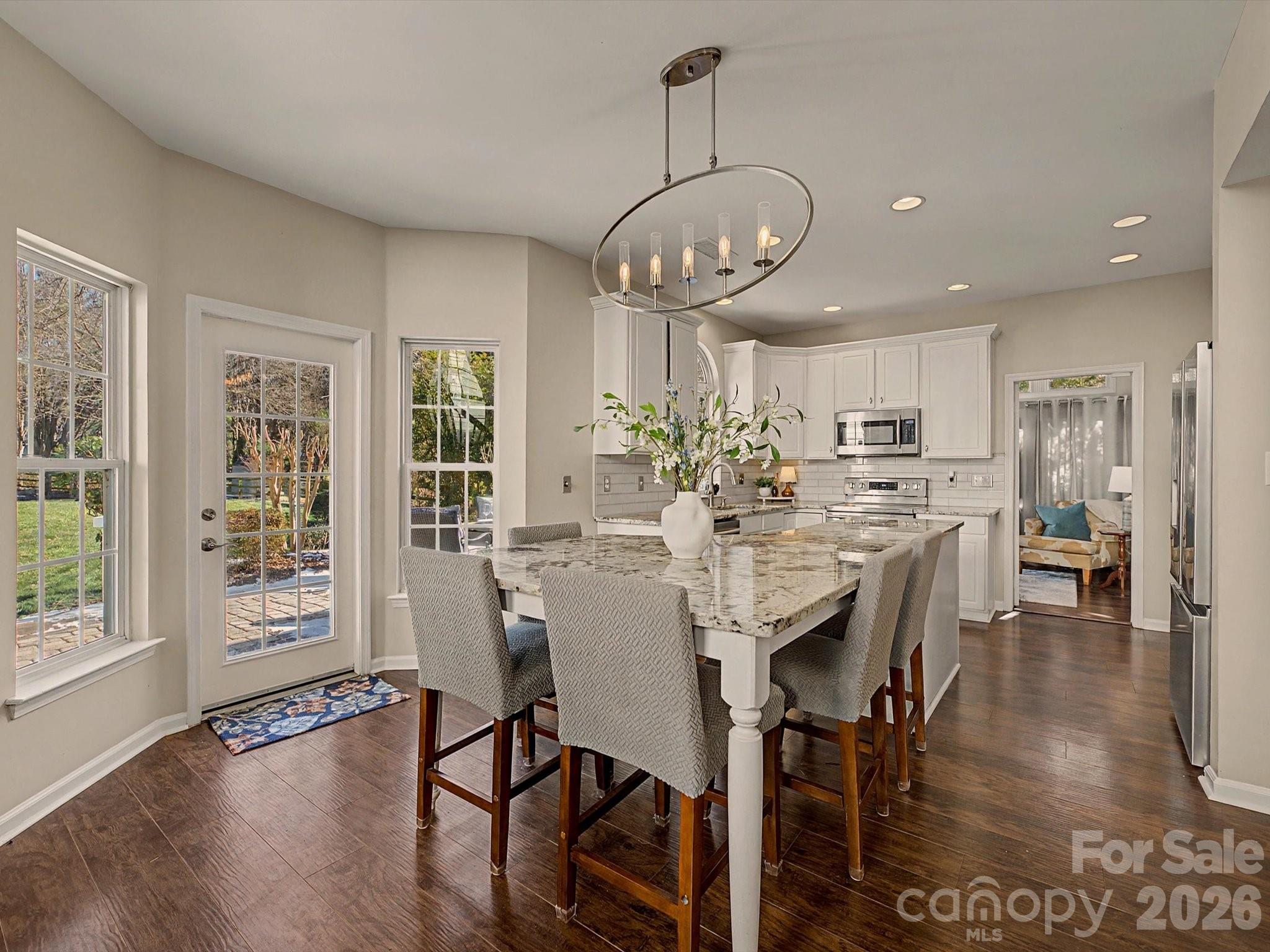16214 Hollingbourne Road