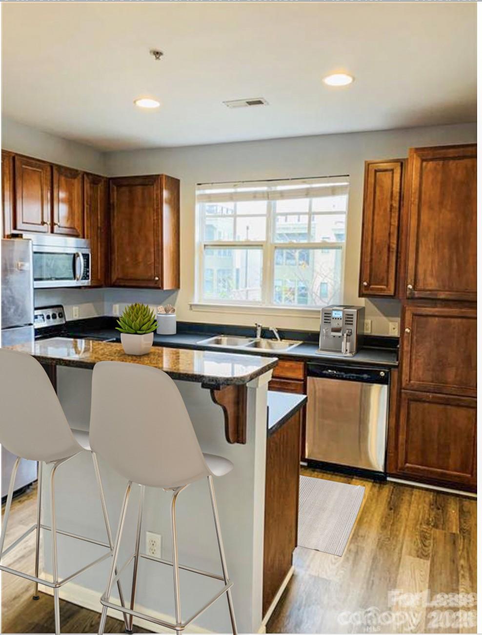 1600 Walnut View Drive