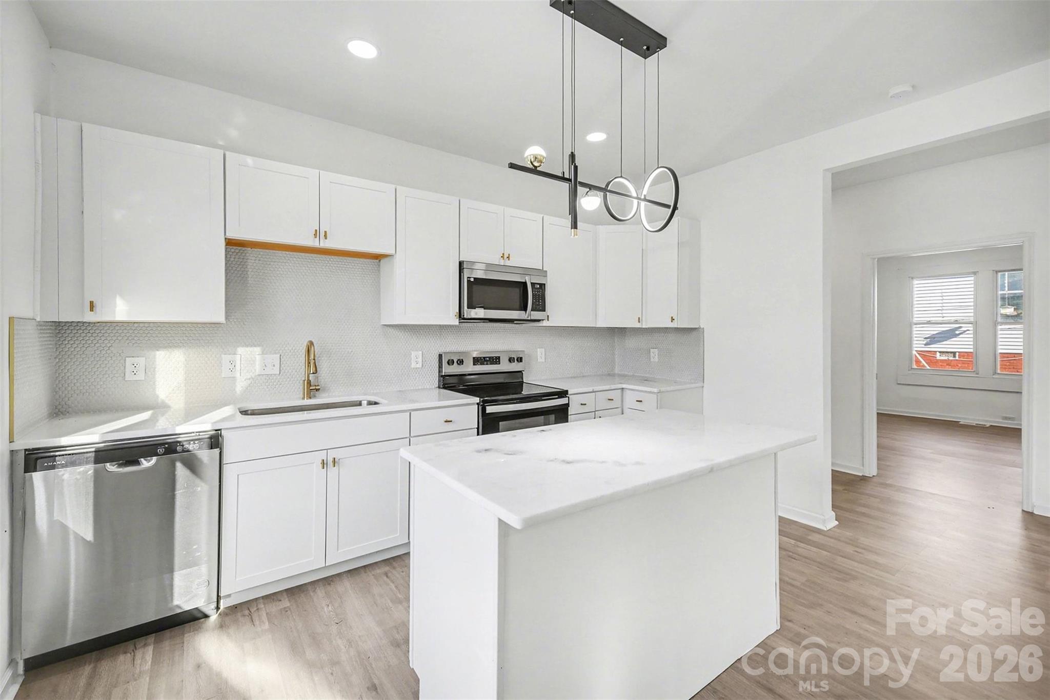 250 Franklin Avenue NW