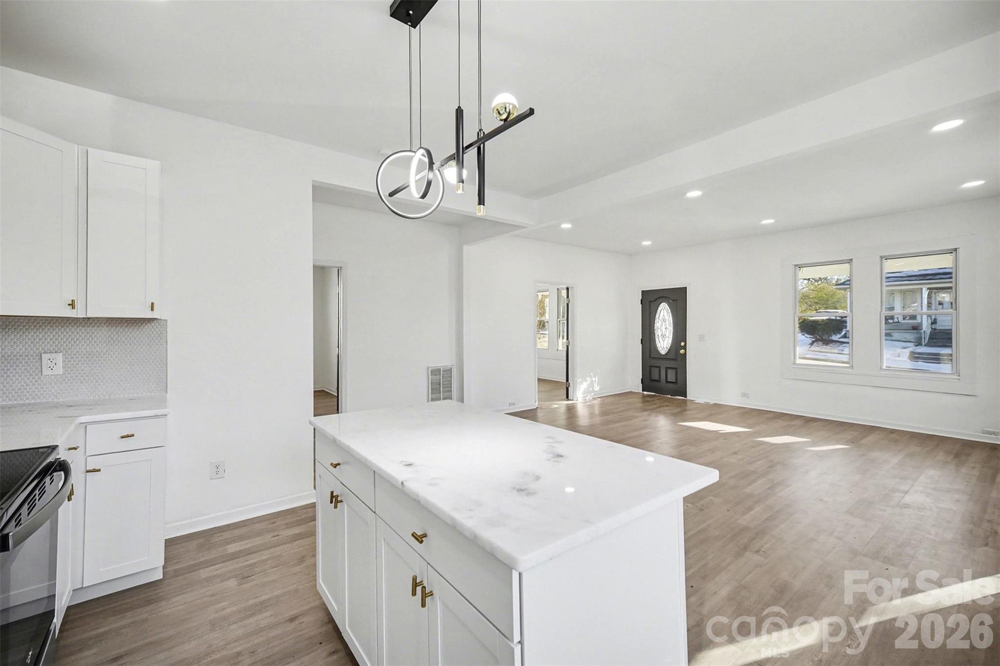 250 Franklin Avenue NW