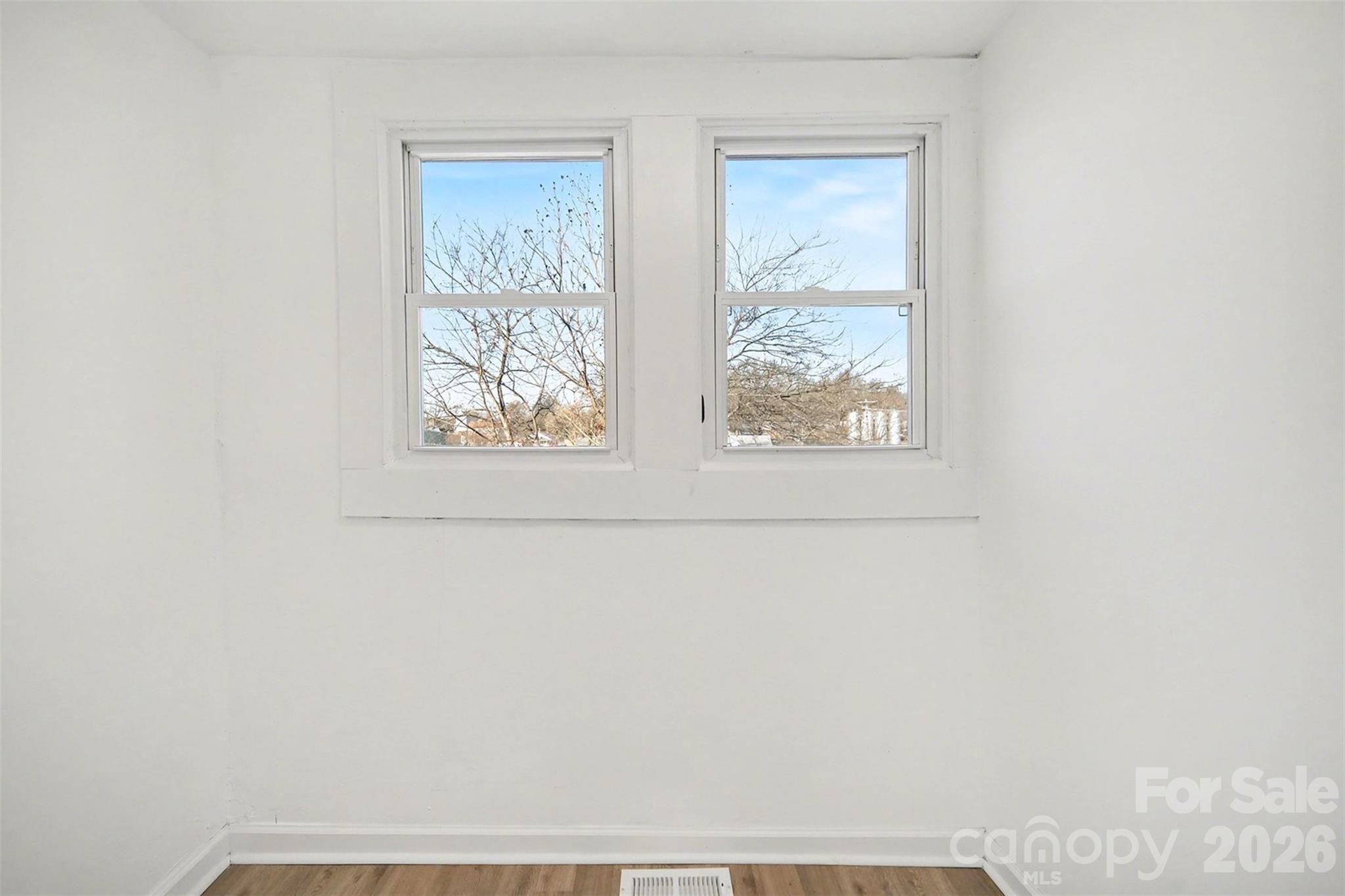 250 Franklin Avenue NW