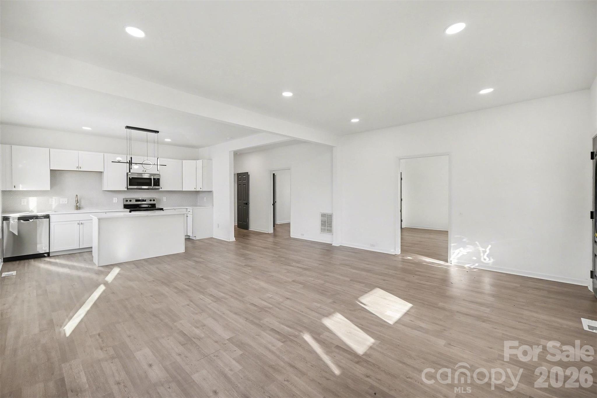 250 Franklin Avenue NW
