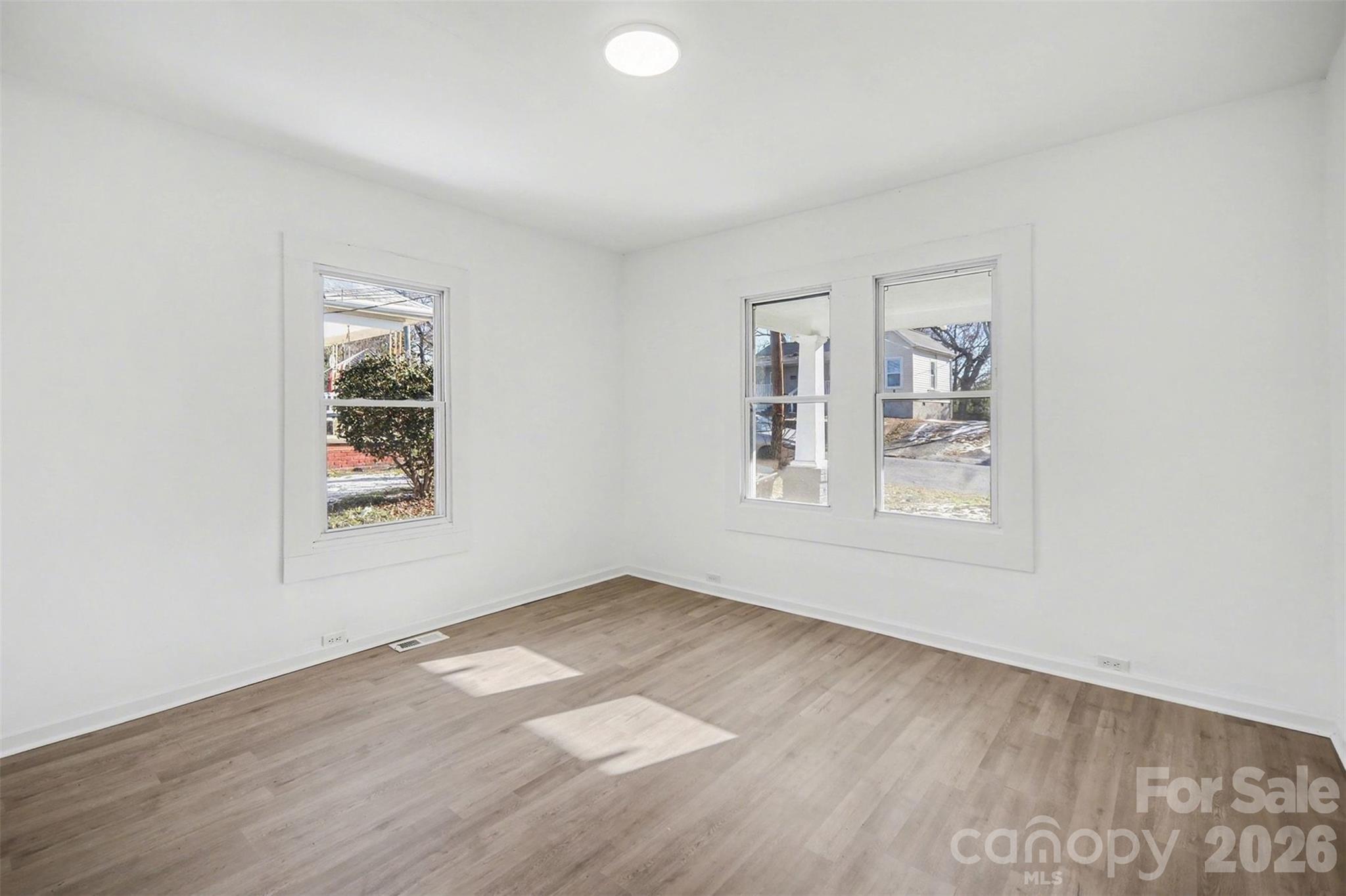 250 Franklin Avenue NW