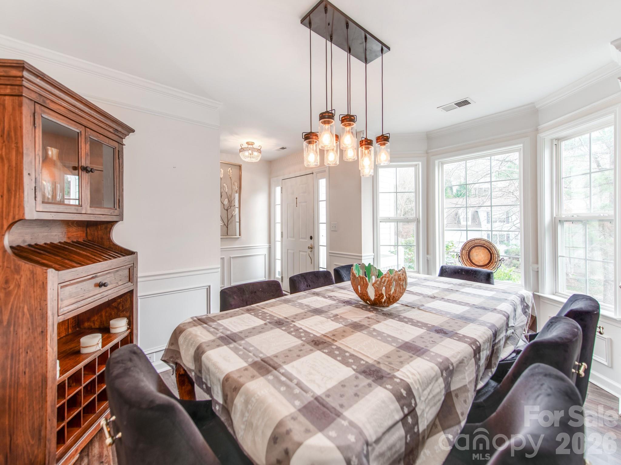 14204 Queens Carriage Place