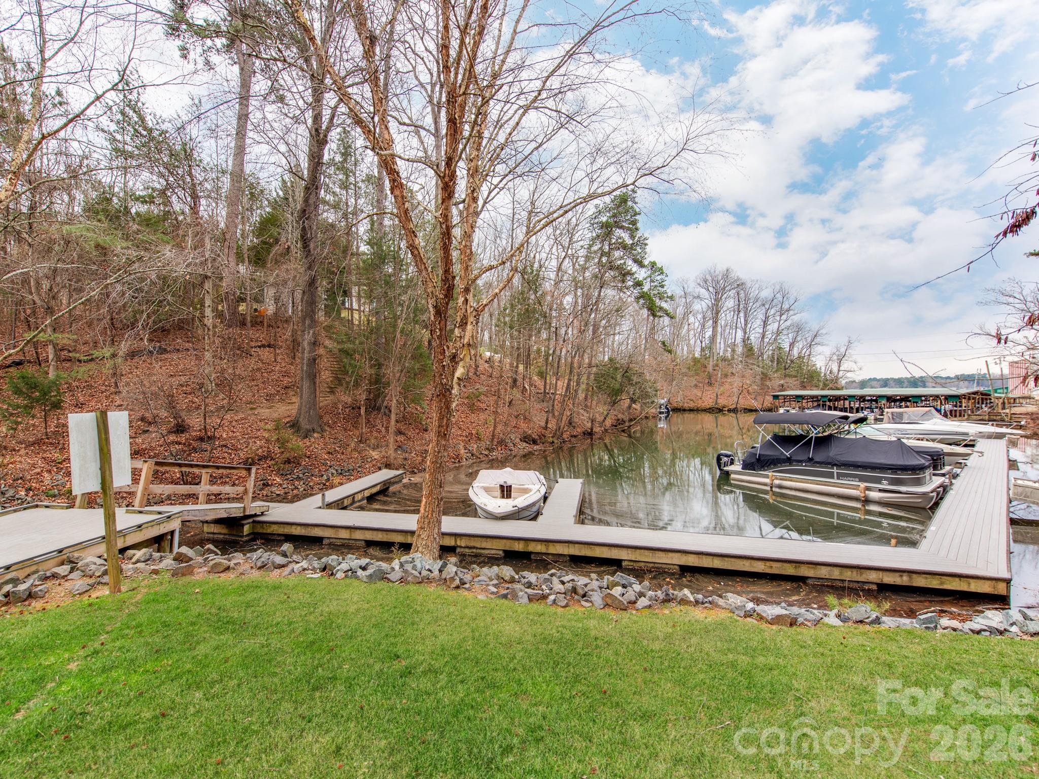 14204 Queens Carriage Place