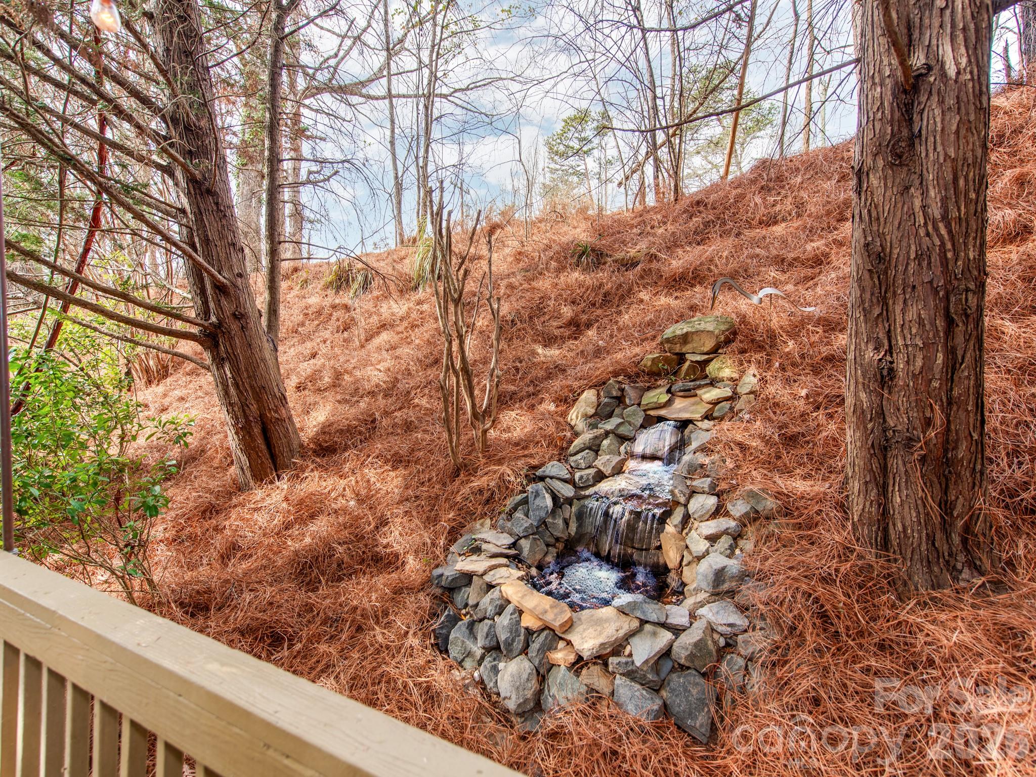 14204 Queens Carriage Place