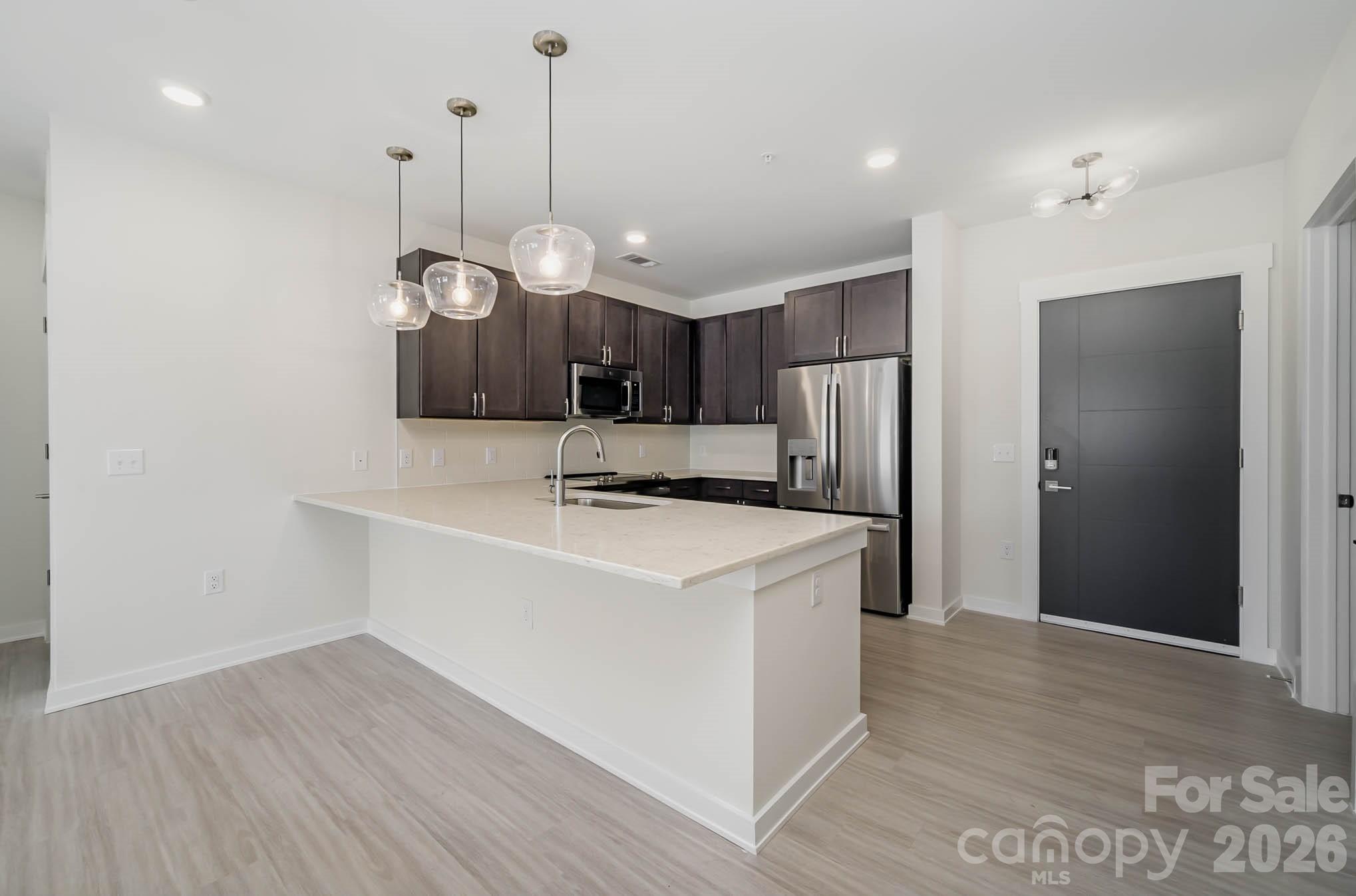 3630 N Davidson Street Unit: 3302