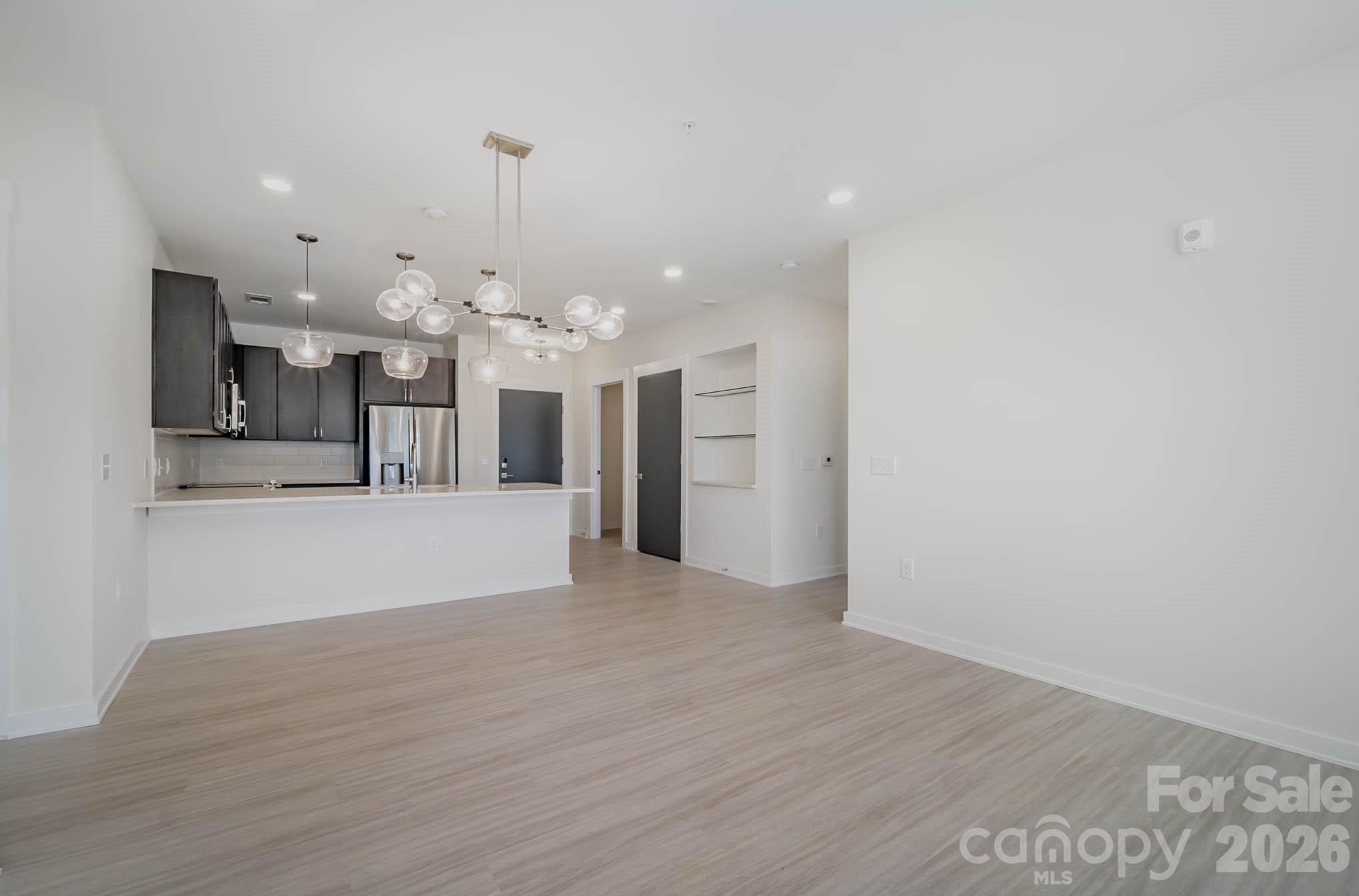 3630 N Davidson Street Unit: 3302