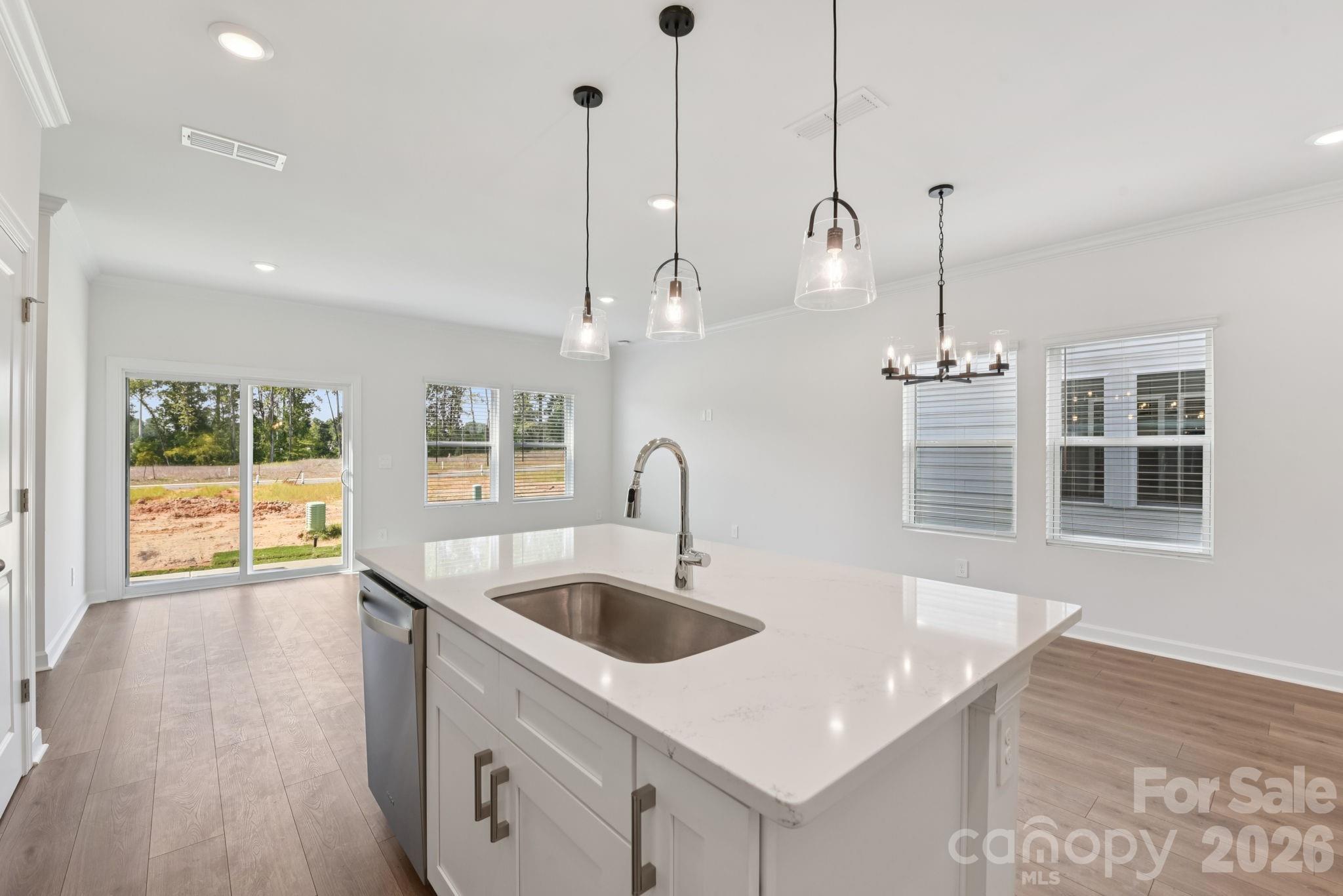 422 Markridge Loop