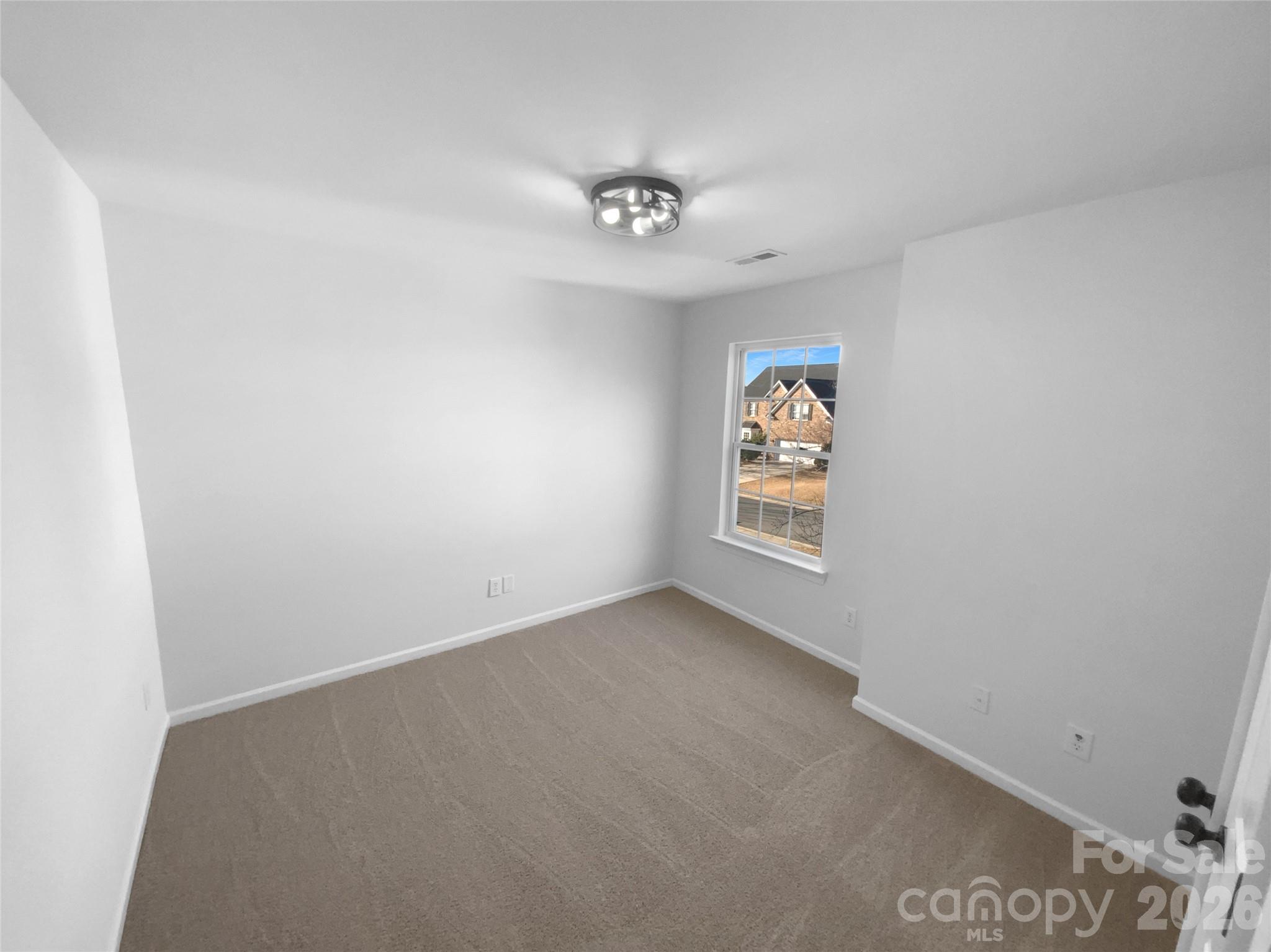 9676 Ravenscroft Lane NW