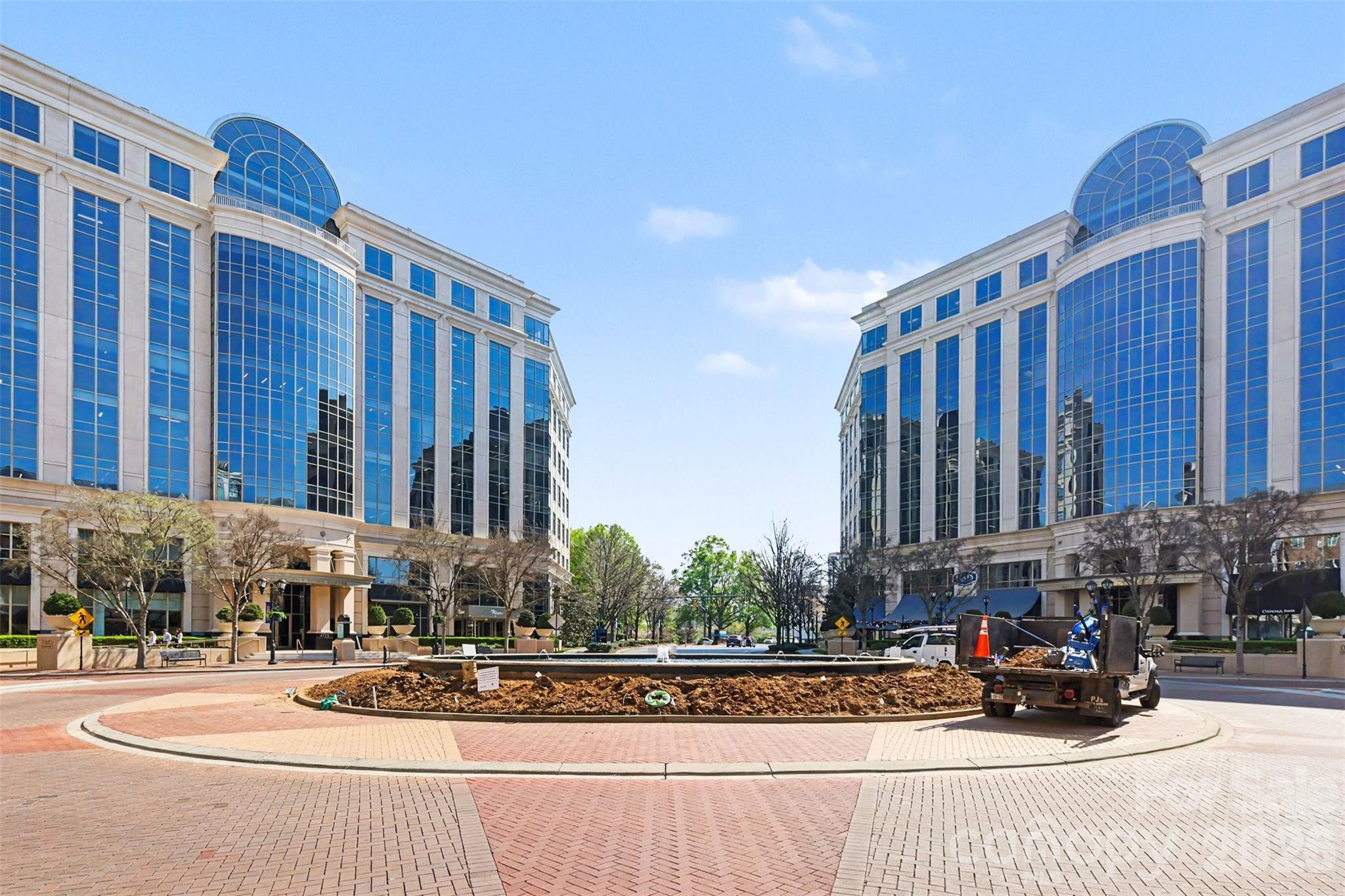 4625 Piedmont Row Drive Unit: 601