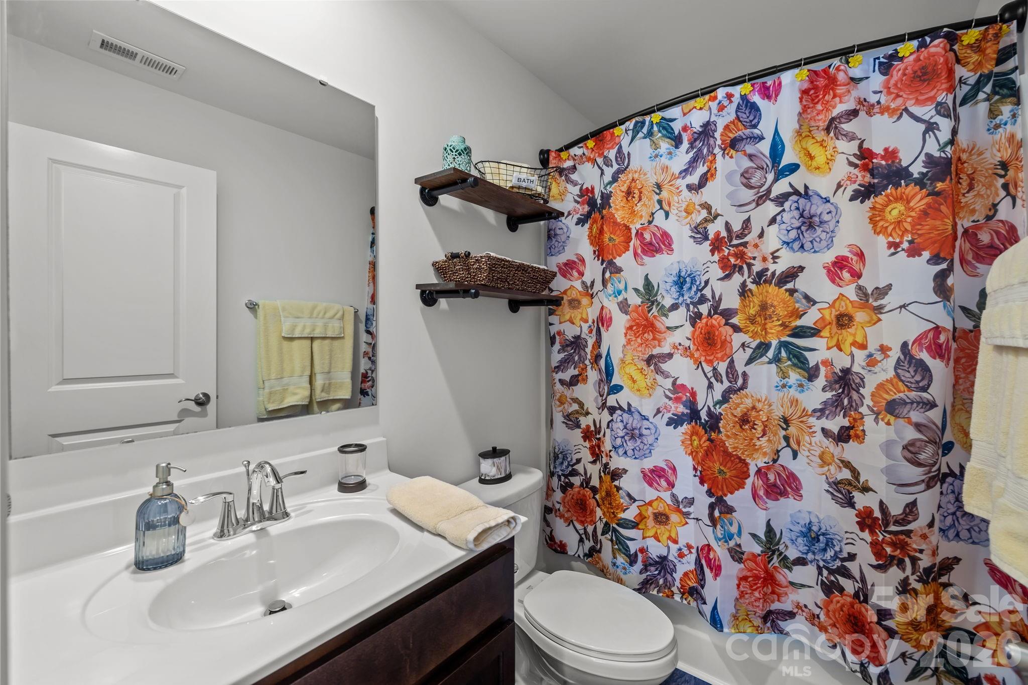 1512 Trevino Way