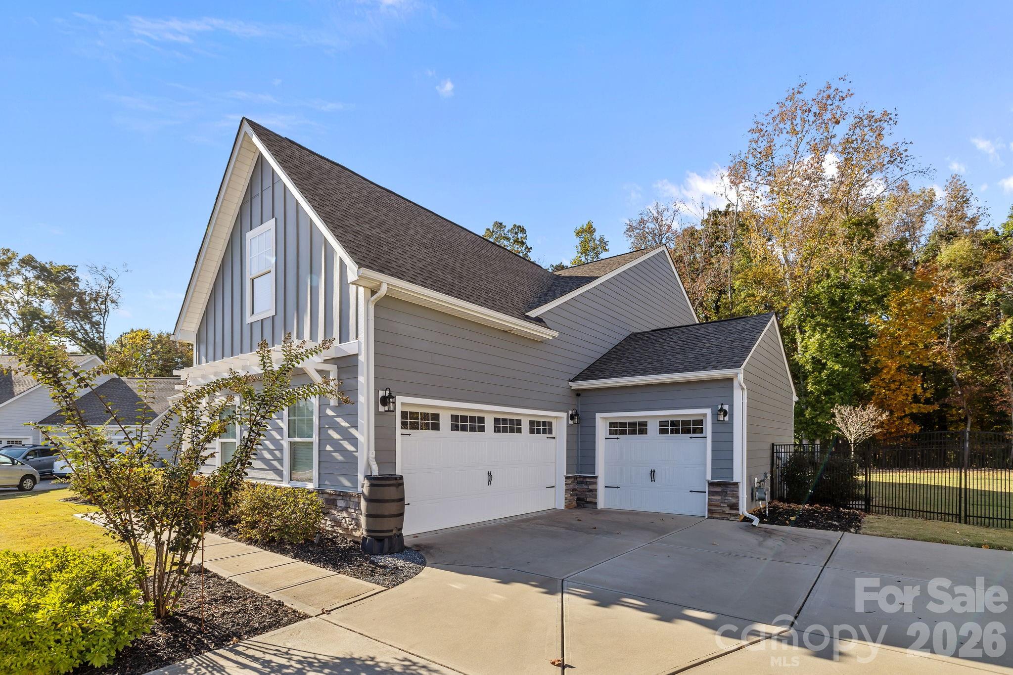 1512 Trevino Way