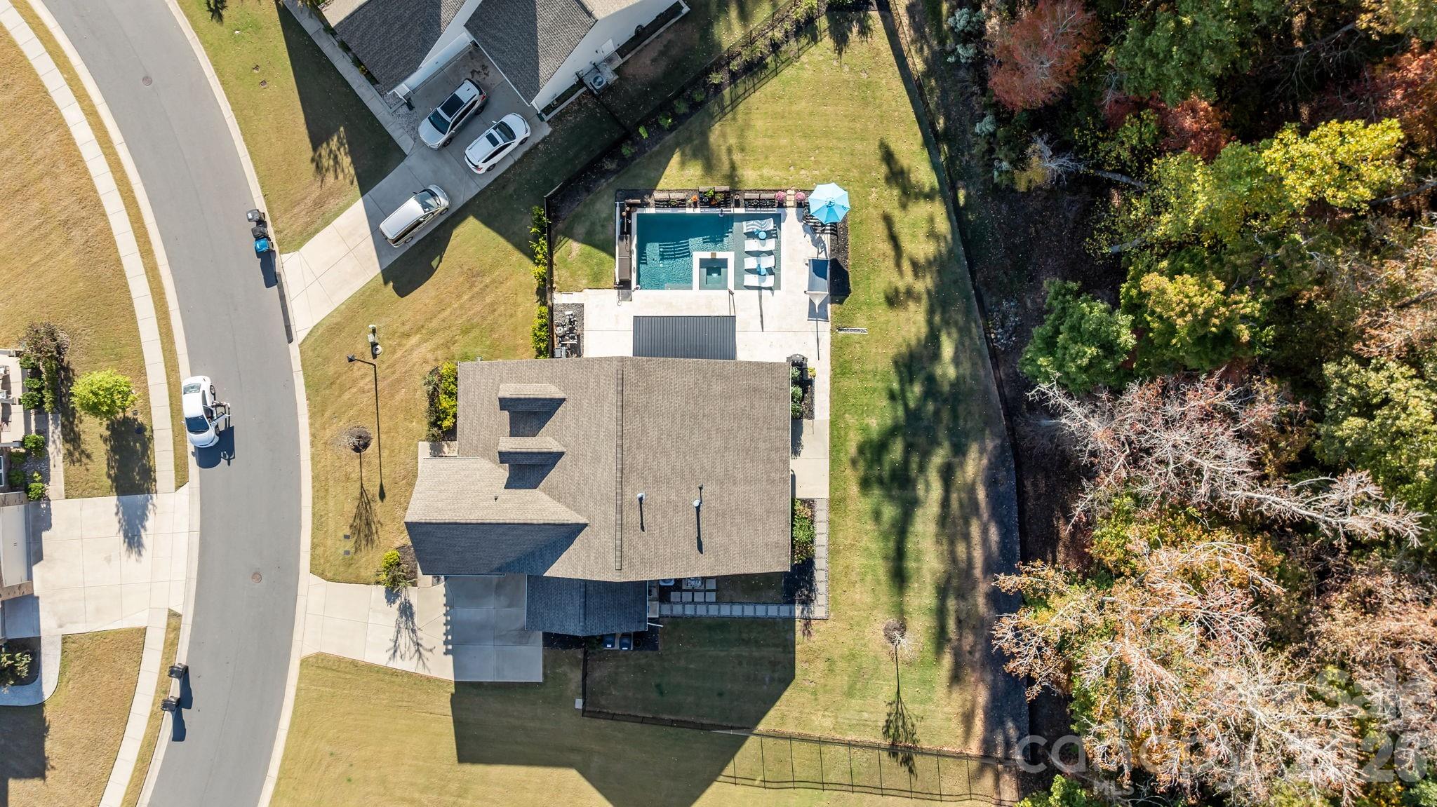 1512 Trevino Way