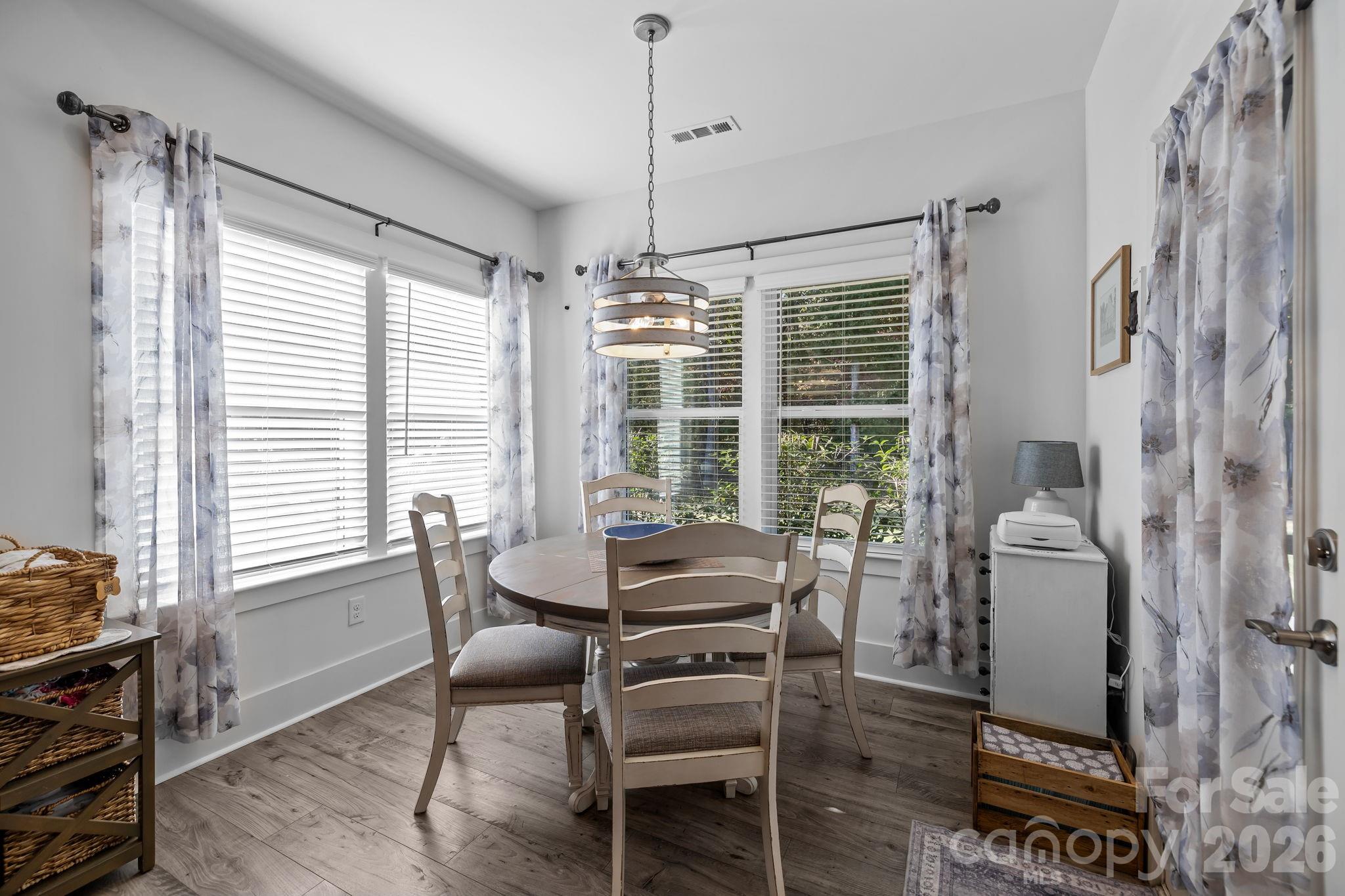 1512 Trevino Way